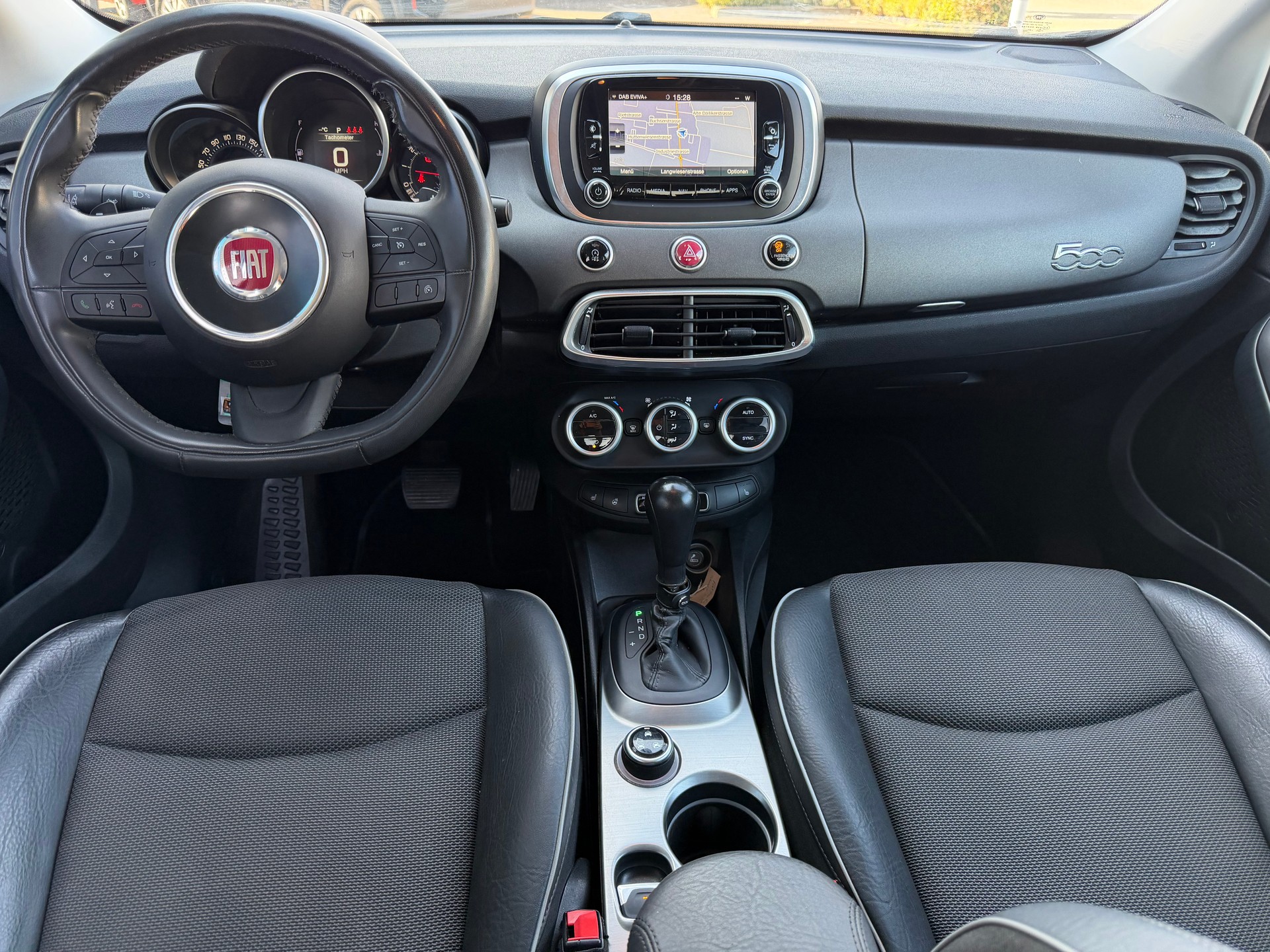FIAT 500X 1.4T Cross 4x4 Automatic-image-4