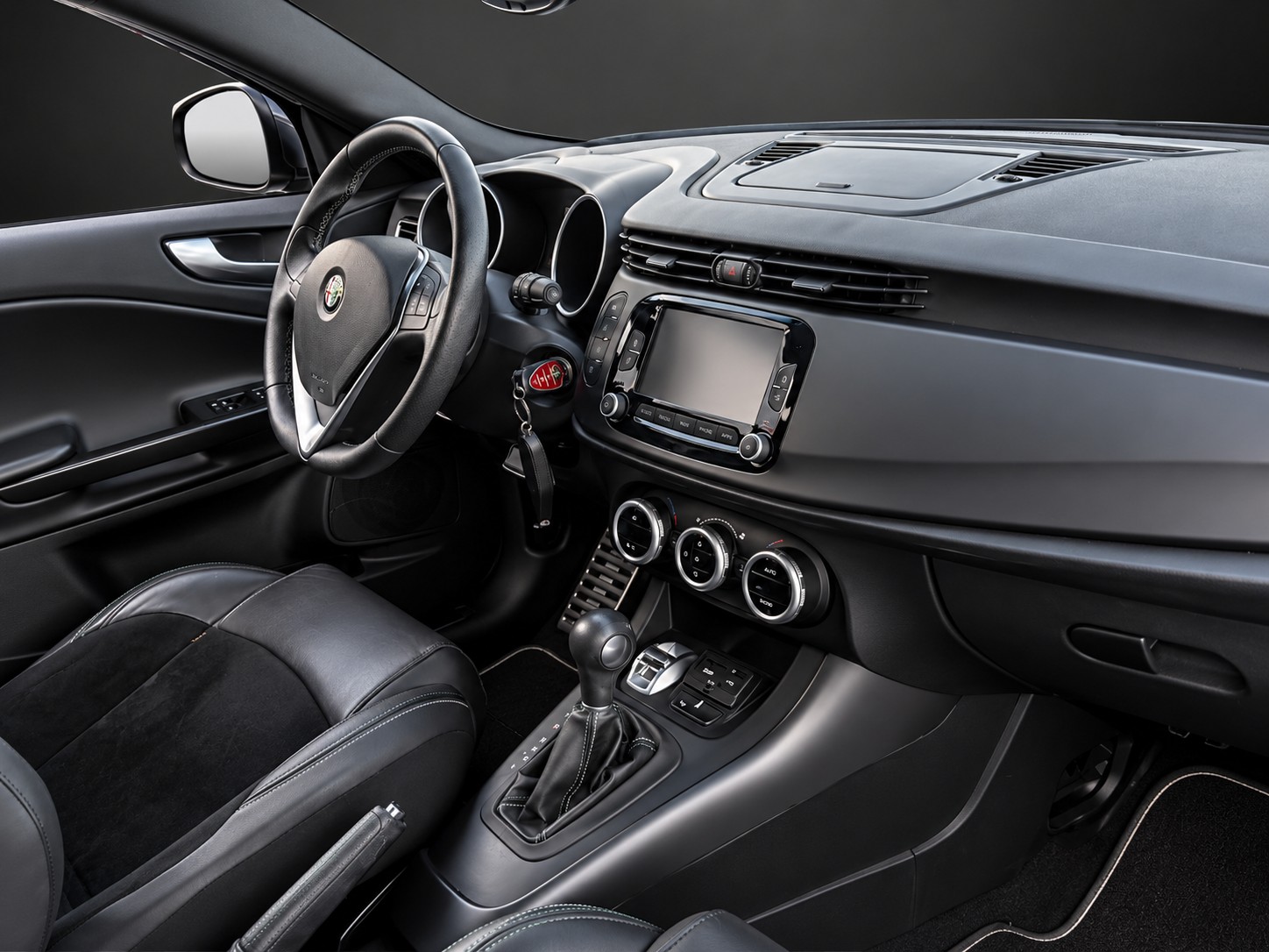 ALFA ROMEO Giulietta 1750 TBi Quadrifoglio Verde TCT mit 241 PS-image-8