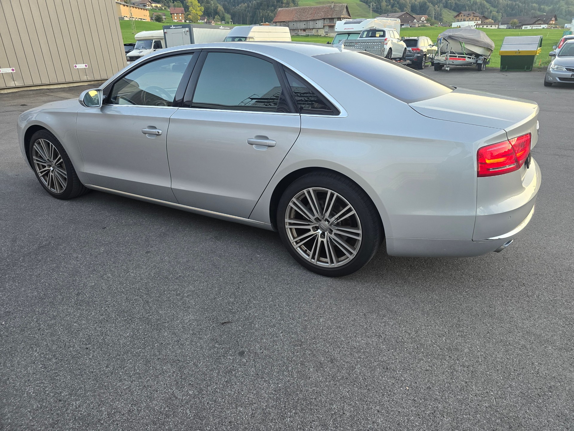 AUDI A8 3.0 TDI quattro tiptronic-image-6