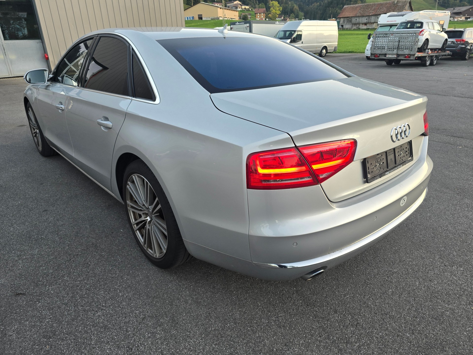 AUDI A8 3.0 TDI quattro tiptronic-image-4