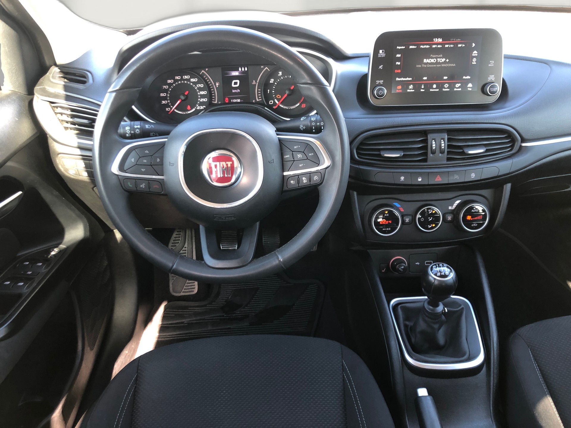 FIAT Tipo 1.4TJet Lounge-image-8