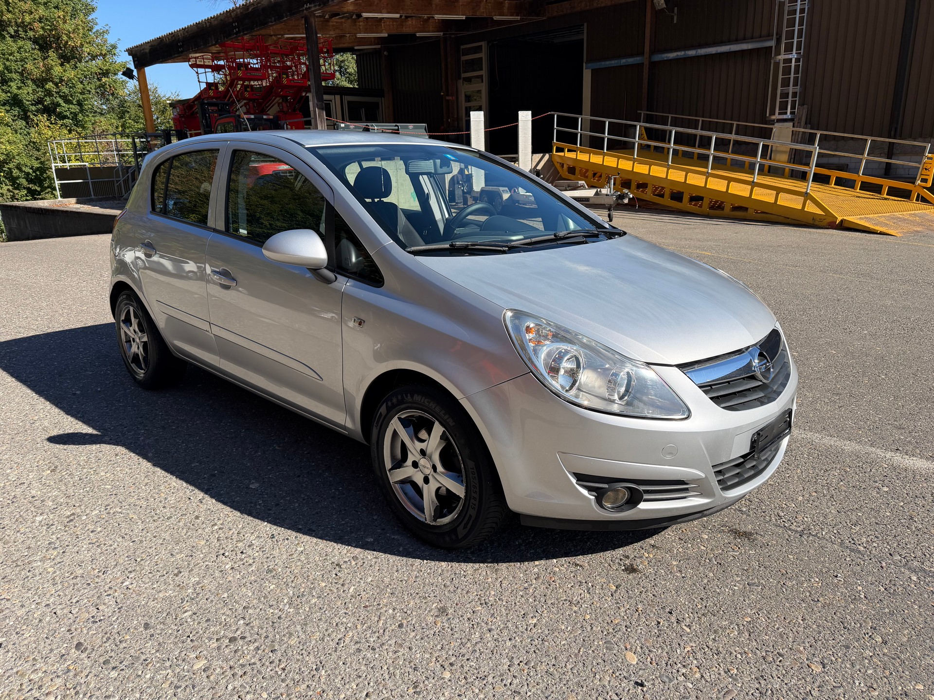 OPEL Corsa 1.4 TP Sport-image-2