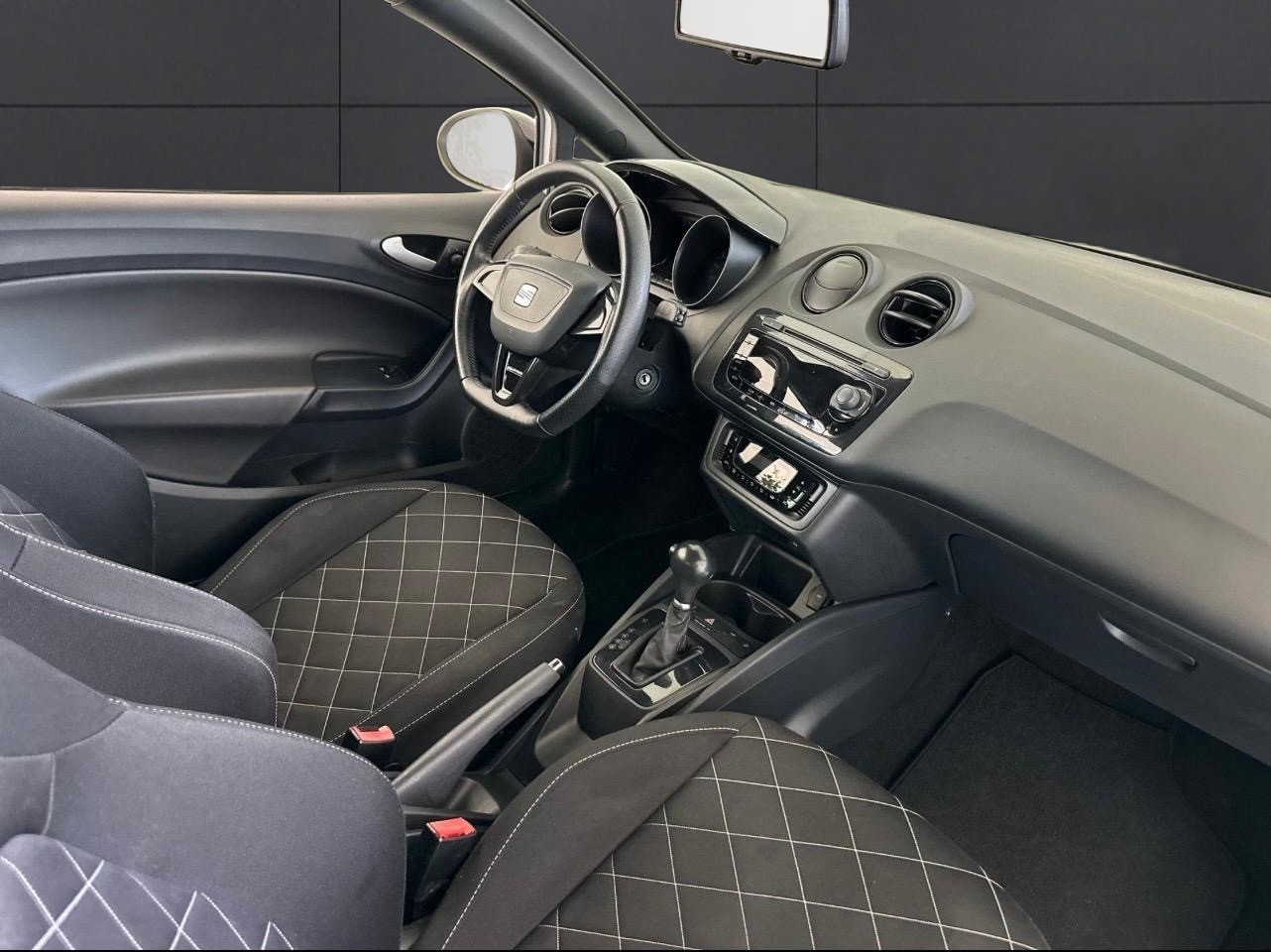 SEAT Ibiza SC 1.4 TSI Cupra R-Evolution DSG Automatikgetriebe-image-11