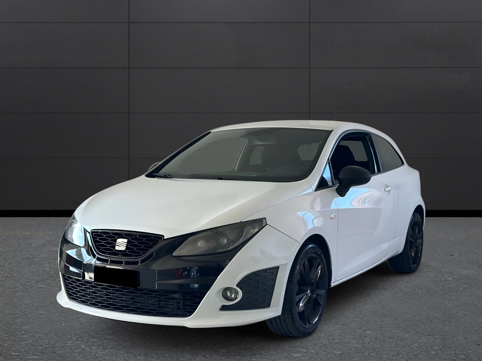SEAT Ibiza SC 1.4 TSI Cupra R-Evolution DSG Automatikgetriebe-image-2