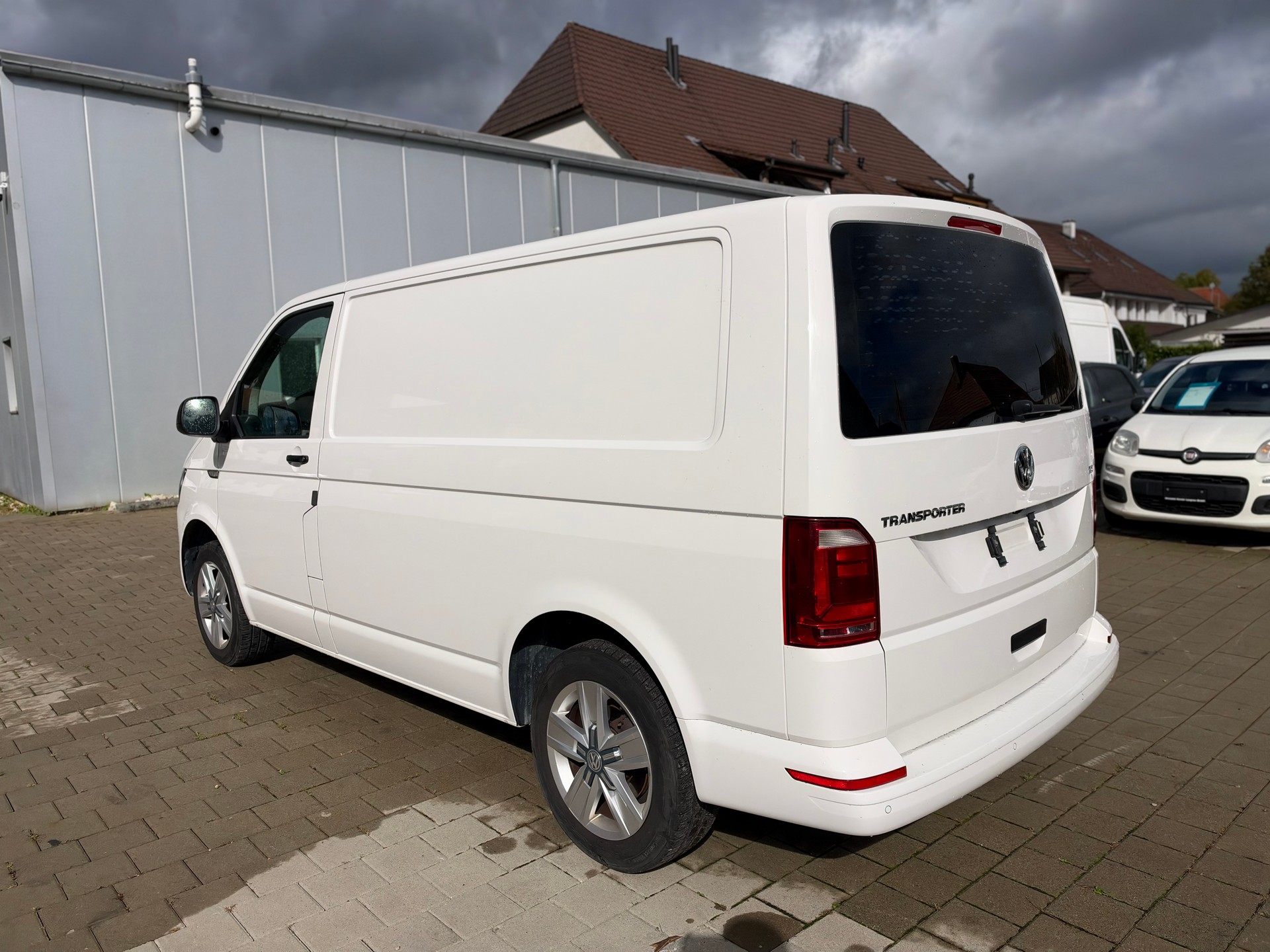 VW T6 2.0 TDI DSG-image-8
