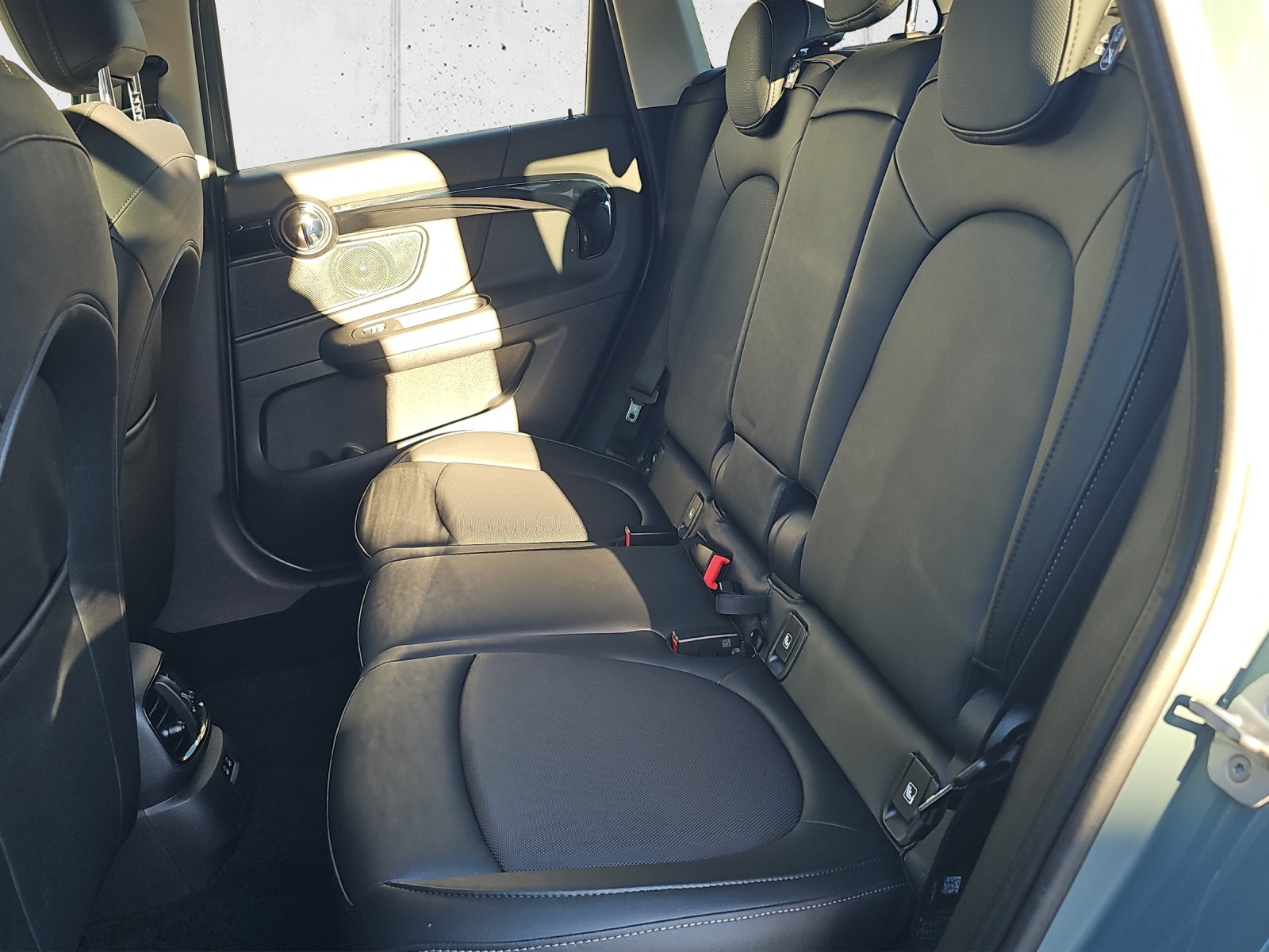 MINI Countryman Cooper ALL4-image-13