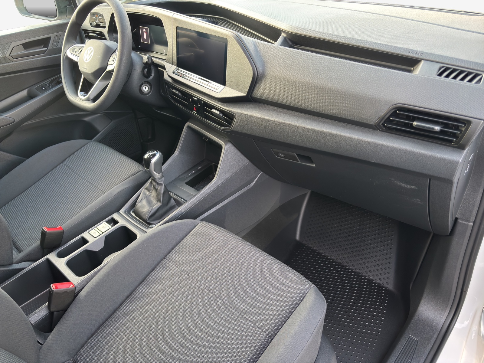 VW Caddy Cargo 2.0TDI Entry-image-8