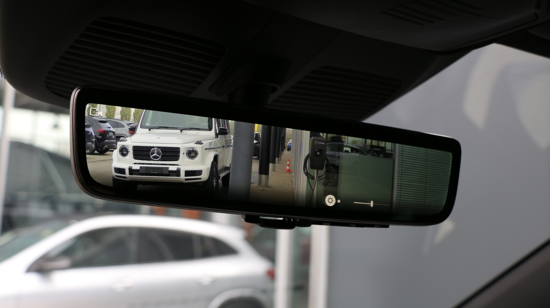 MERCEDES-BENZ V 300 d AVANTGARDE 3200mm K-image-19