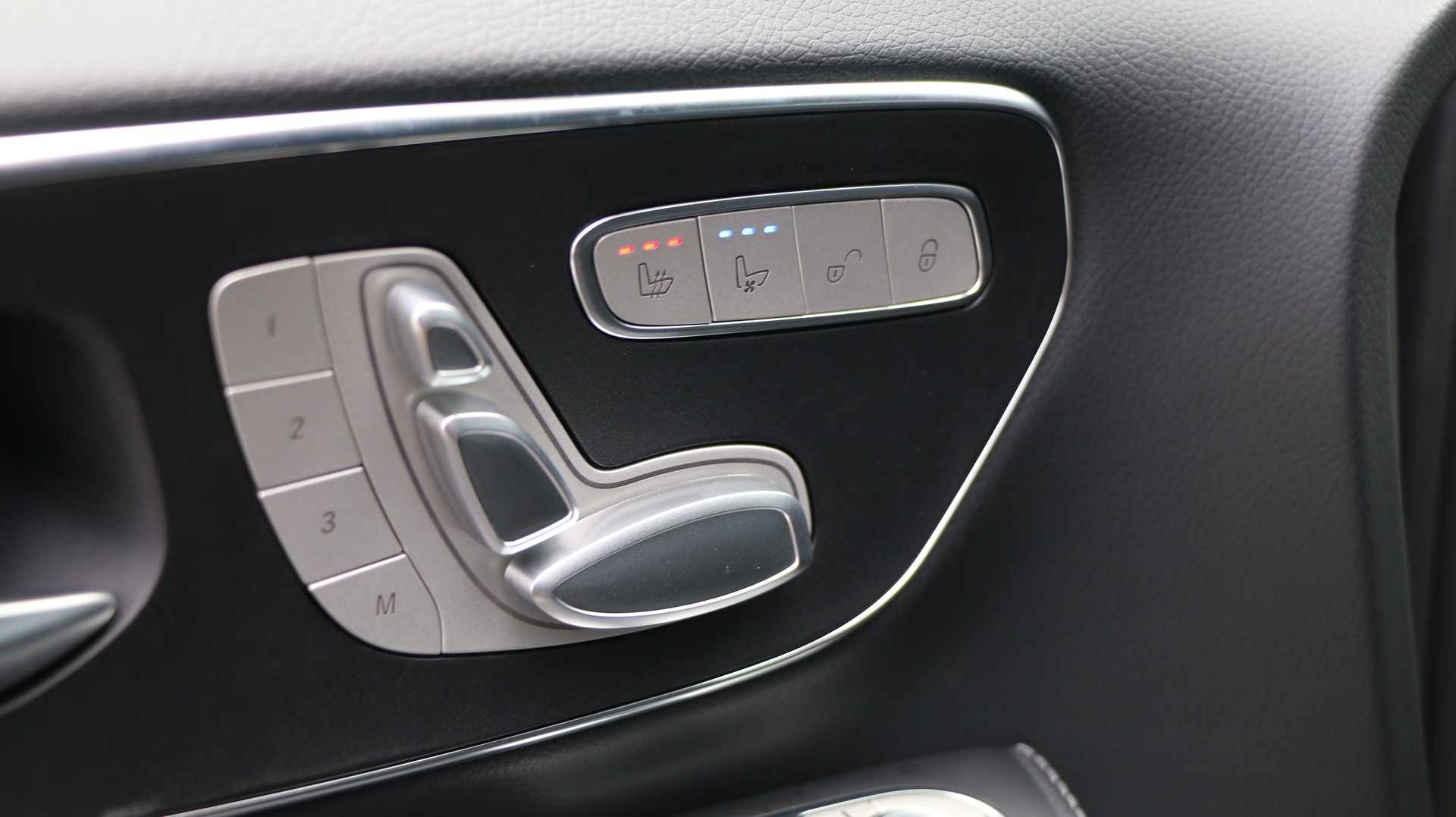 MERCEDES-BENZ V 300 d AVANTGARDE 3200mm K-image-16