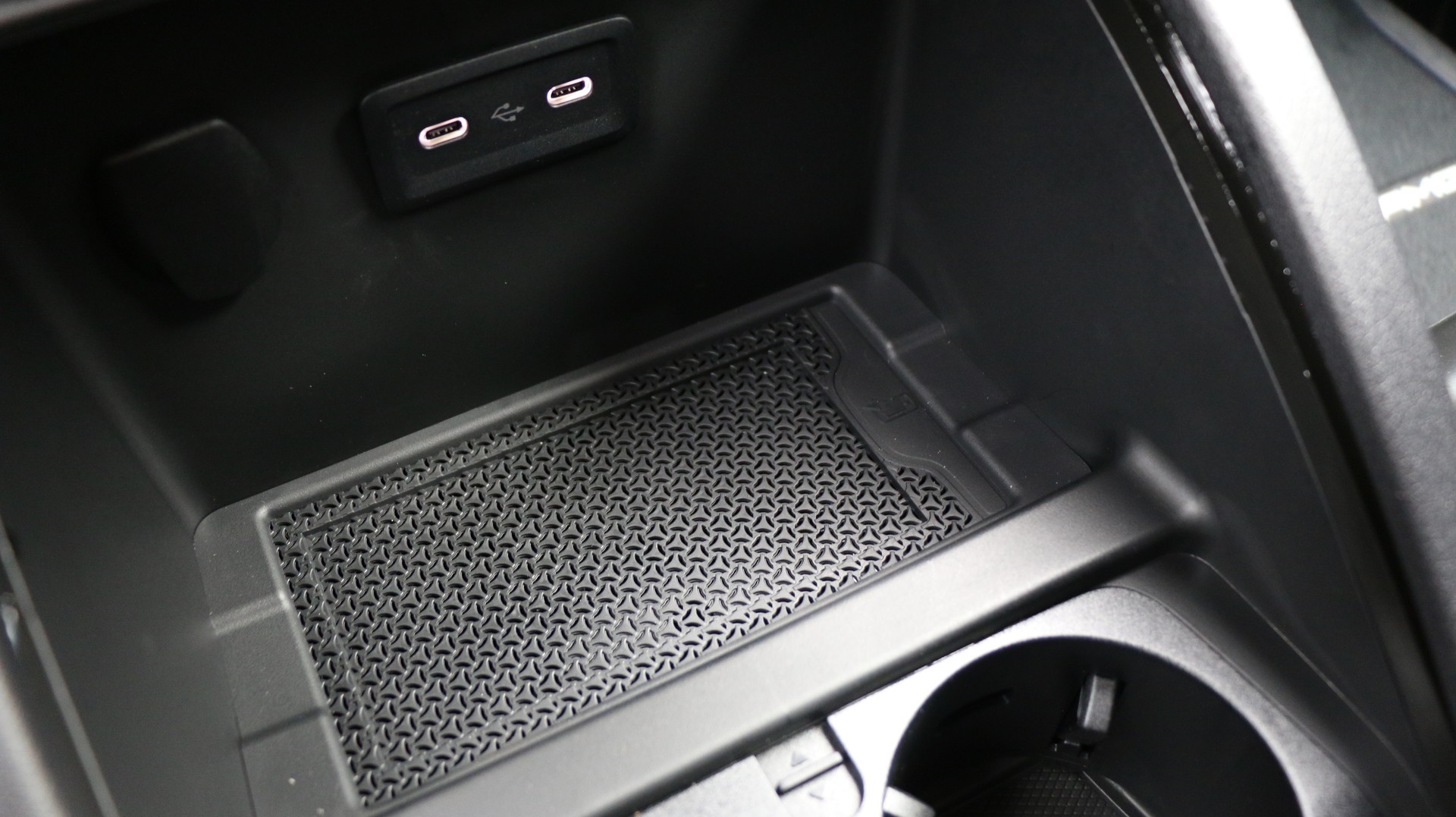 MERCEDES-BENZ V 300 d AVANTGARDE 3200mm K-image-18