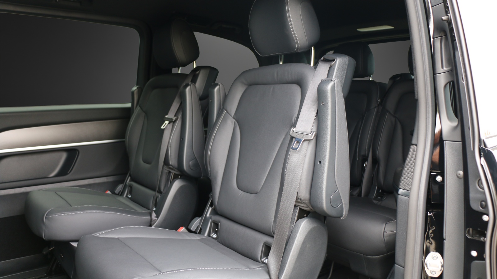 MERCEDES-BENZ V 300 d AVANTGARDE 3200mm K-image-9