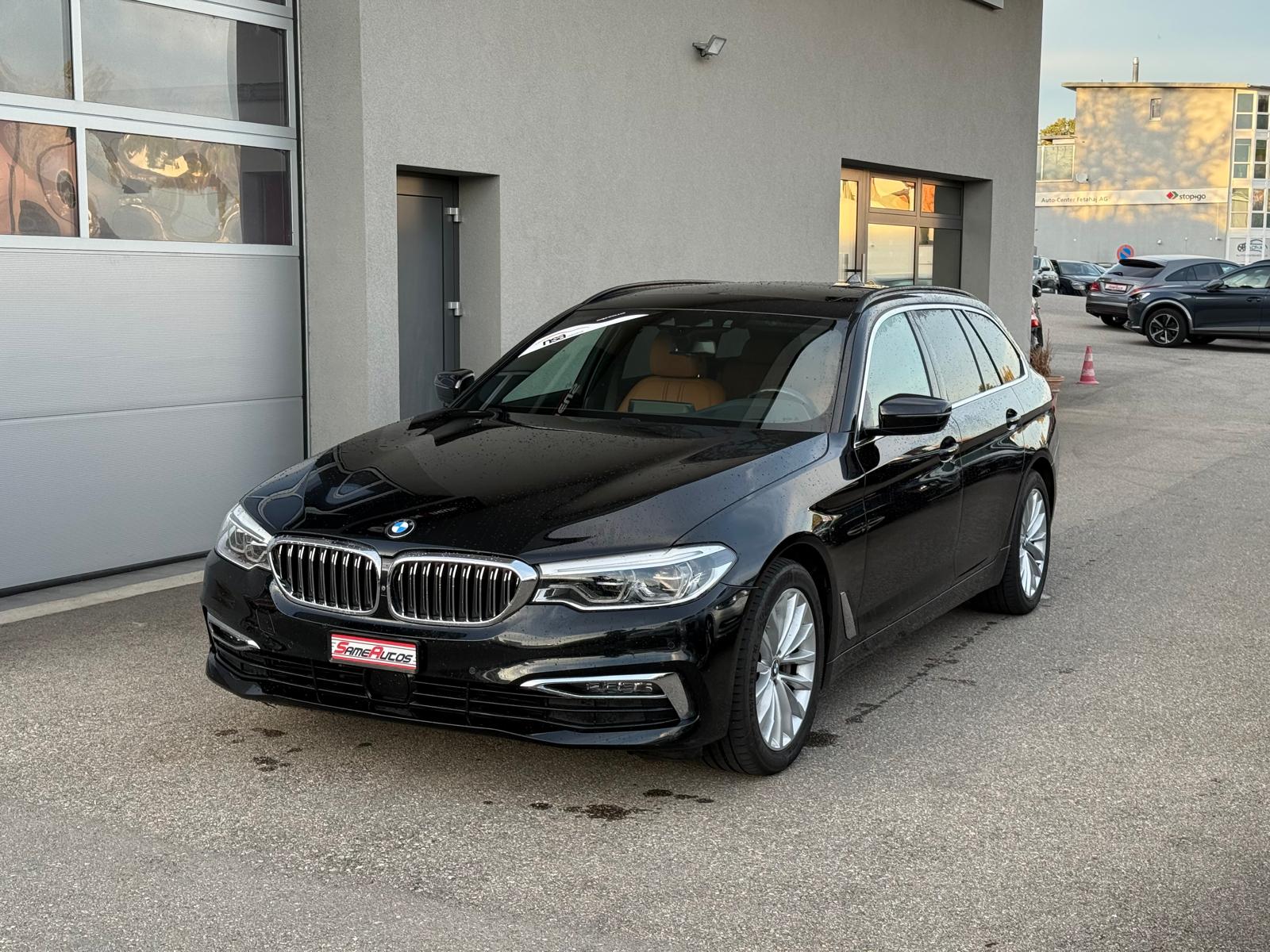 BMW 530i xDrive Touring Luxury Line Steptronic-image-4