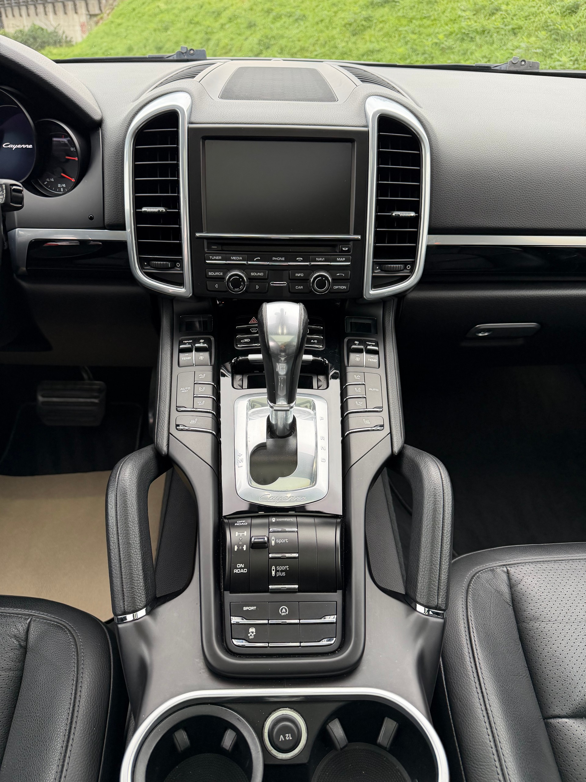 PORSCHE Cayenne Diesel-image-11