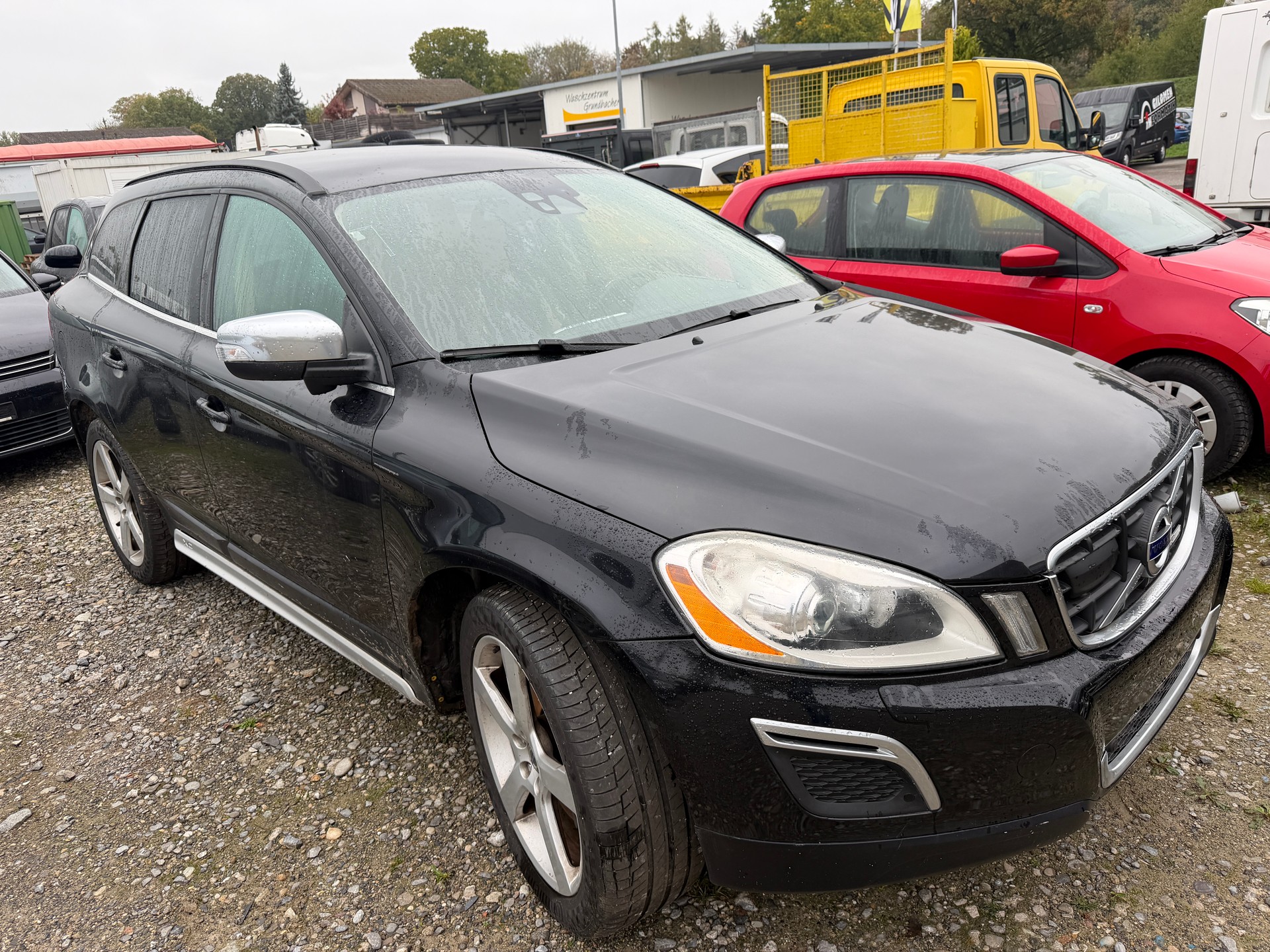 VOLVO XC60 D3 AWD R-Design Geartronic-image-1