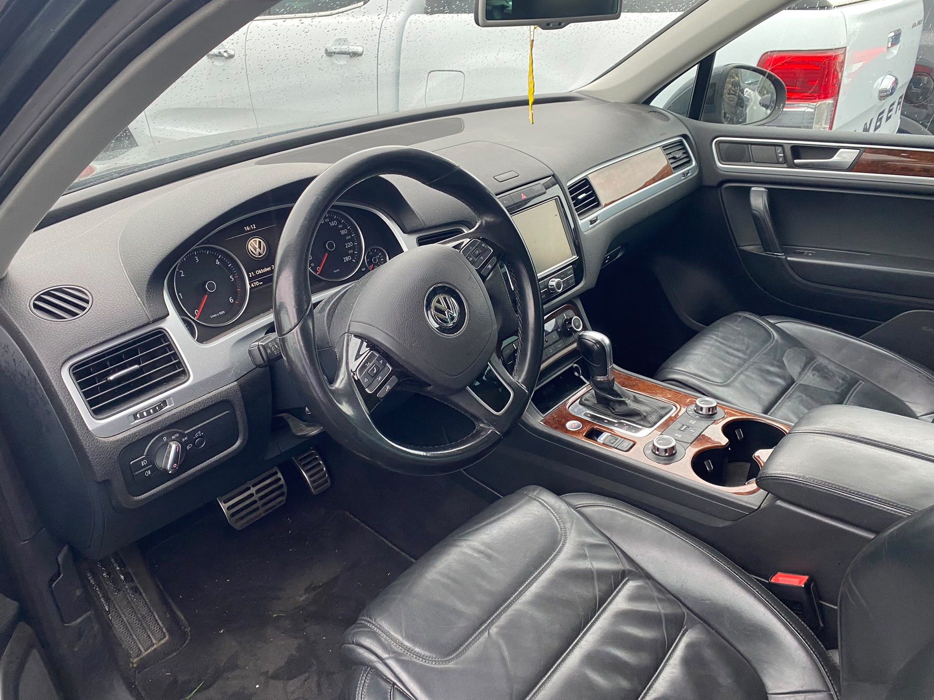 VW Touareg 4.2 TDI Edition X Tiptronic-image-10