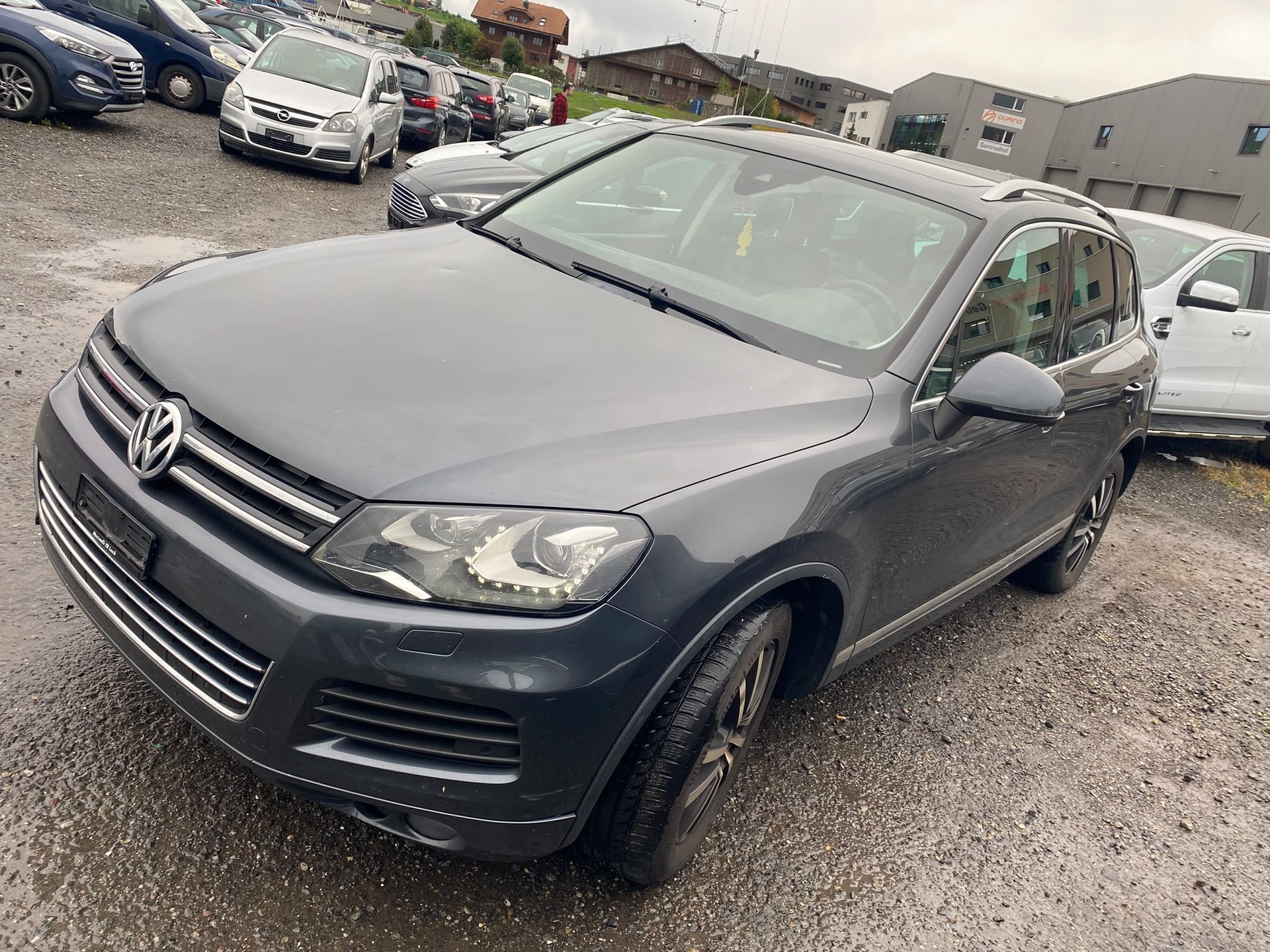 VW Touareg 4.2 TDI Edition X Tiptronic-image-1