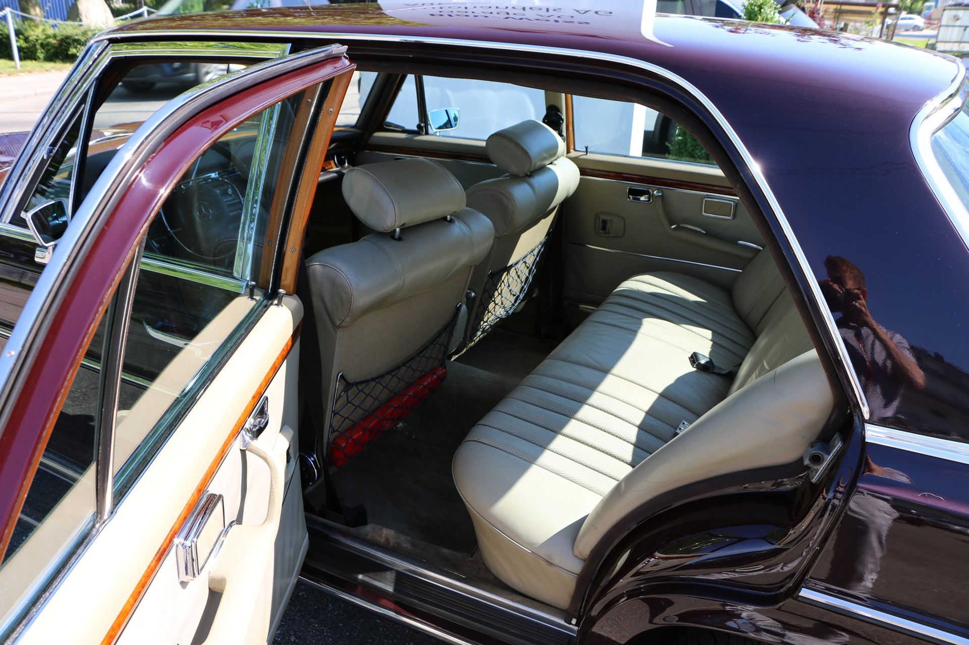MERCEDES-BENZ 300 SEL-image-10