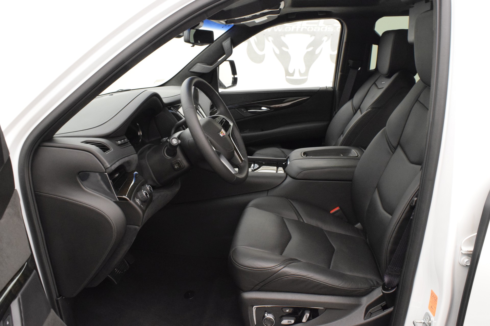 CADILLAC Escalade 6.2 ESV Platinum-image-9