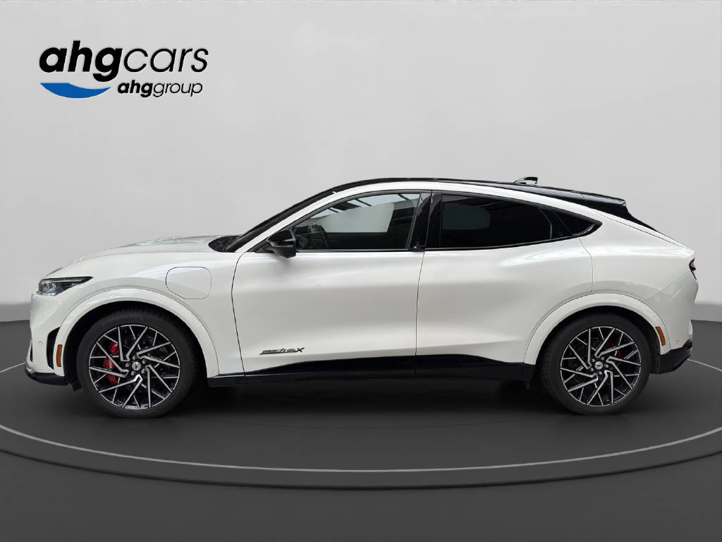 FORD Mustang Mach-E Extended GT AWD-image-1