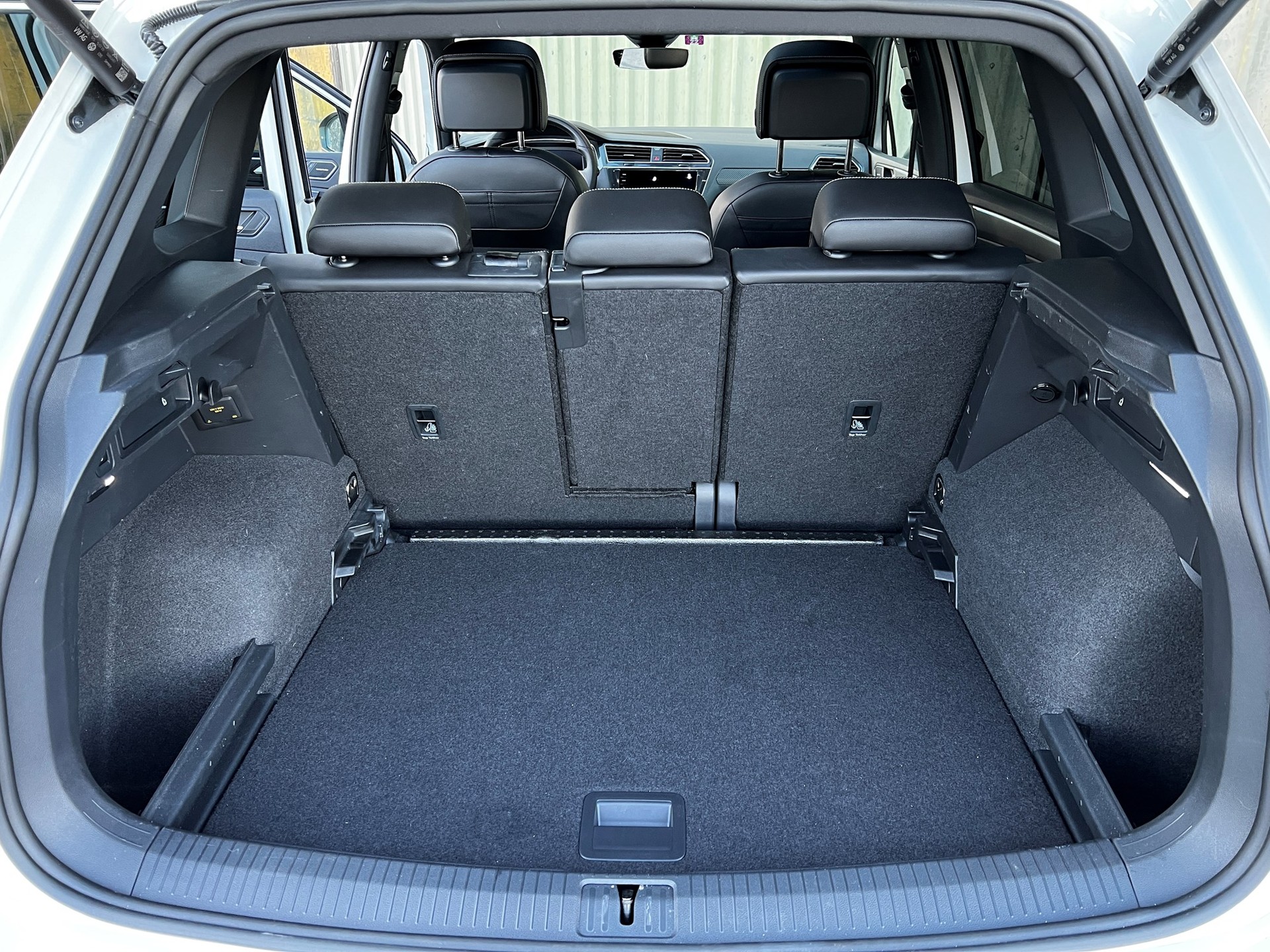 VW Tiguan 2.0TSI R-Line 4Motion DSG-image-14