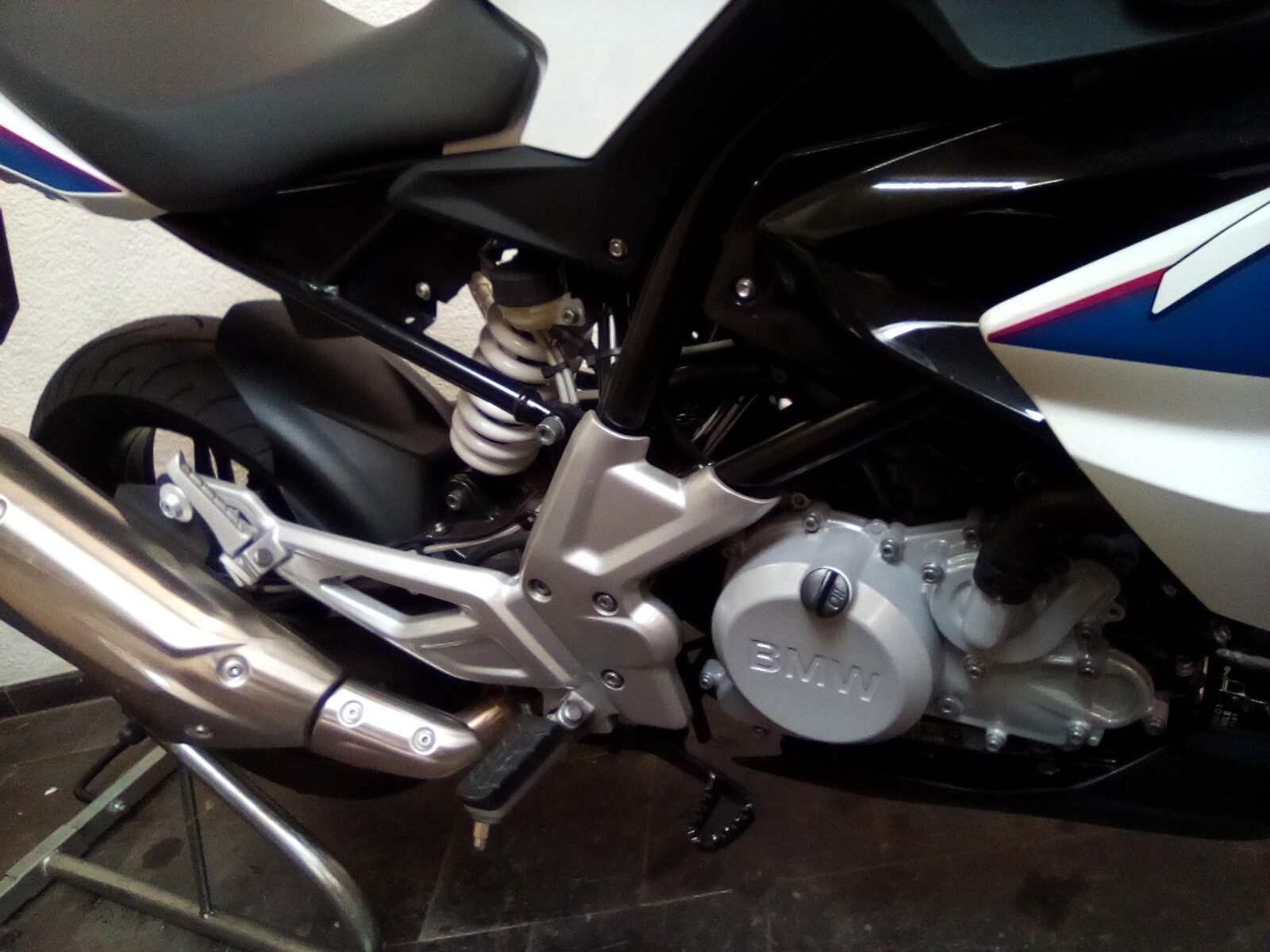 BMW G 310 R ABS-image-6