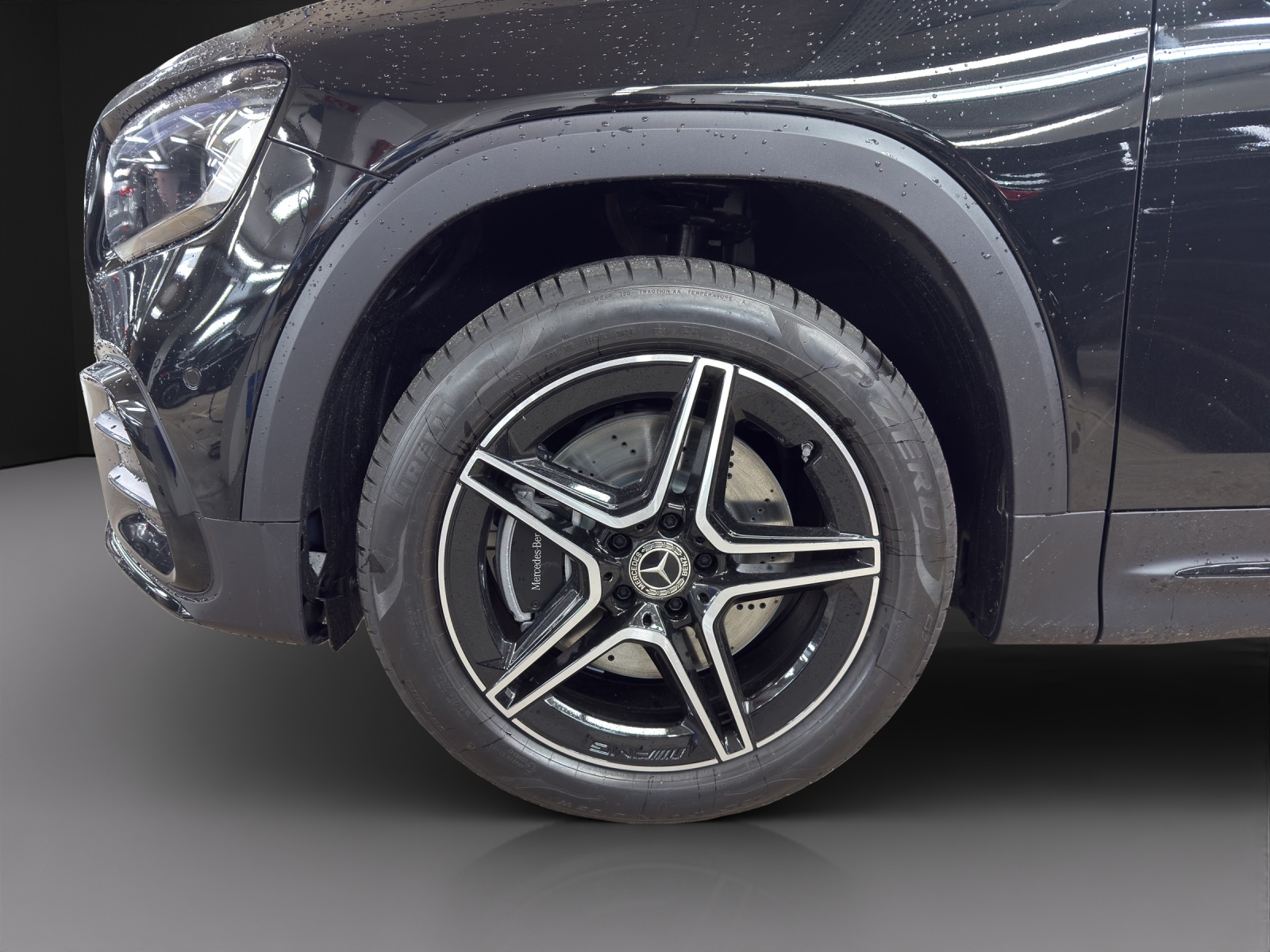 MERCEDES-BENZ GLB 220 d 4Matic 8G-Tronic-image-6