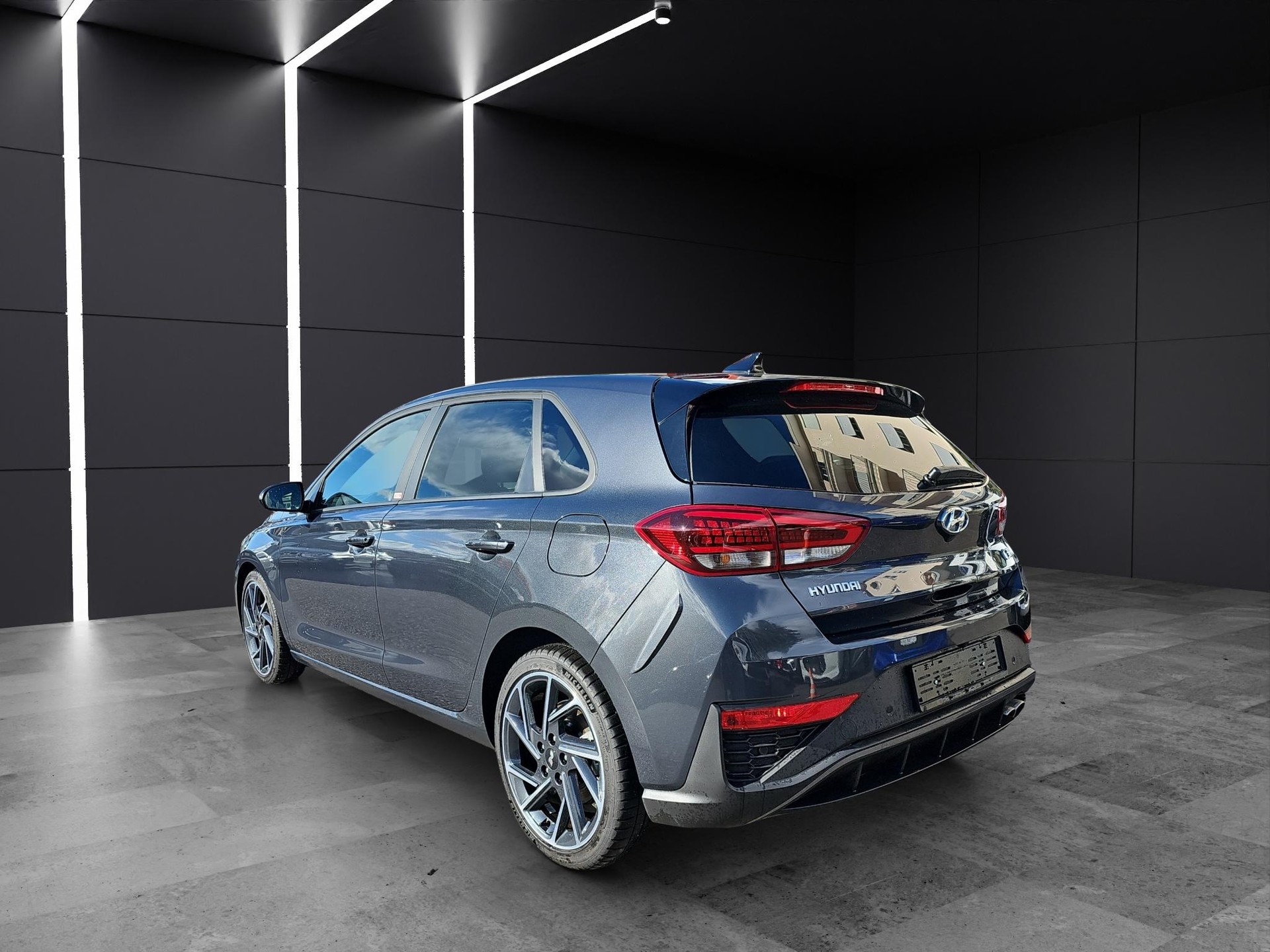 HYUNDAI i30 1.5 T-GDi N-Line-image-2
