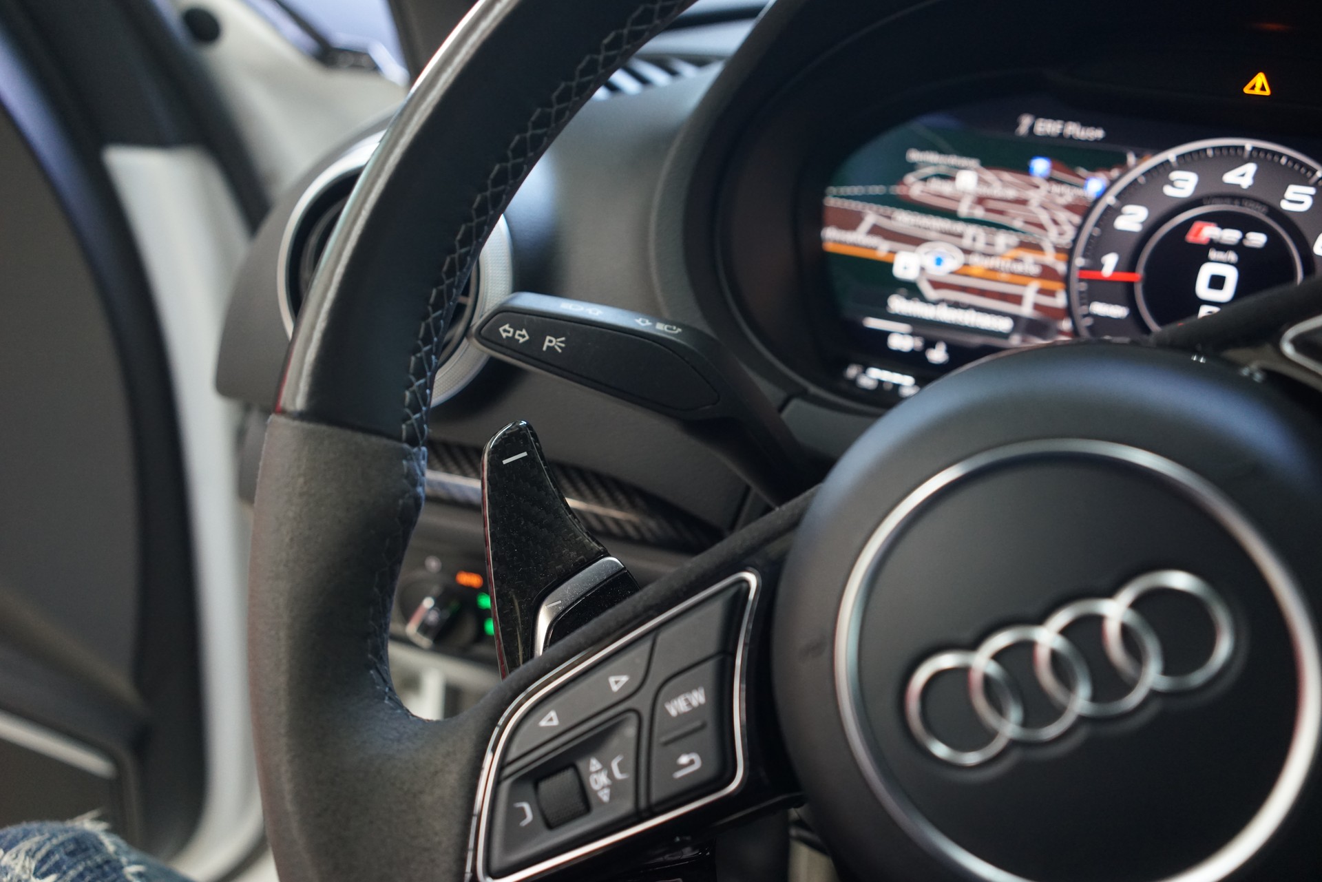AUDI RS3 Sportback 2.5 TSI quattro / ABT 460Ps. / Gletscherweiss **-image-21