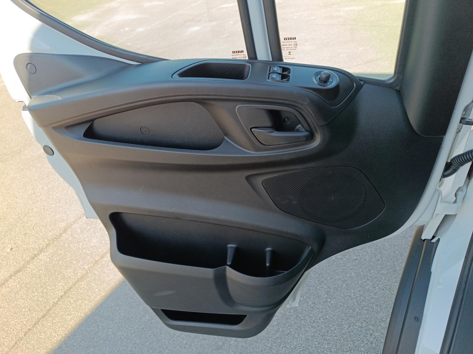 IVECO Daily 35S18HA8 K.-Ch. - 3750-image-13