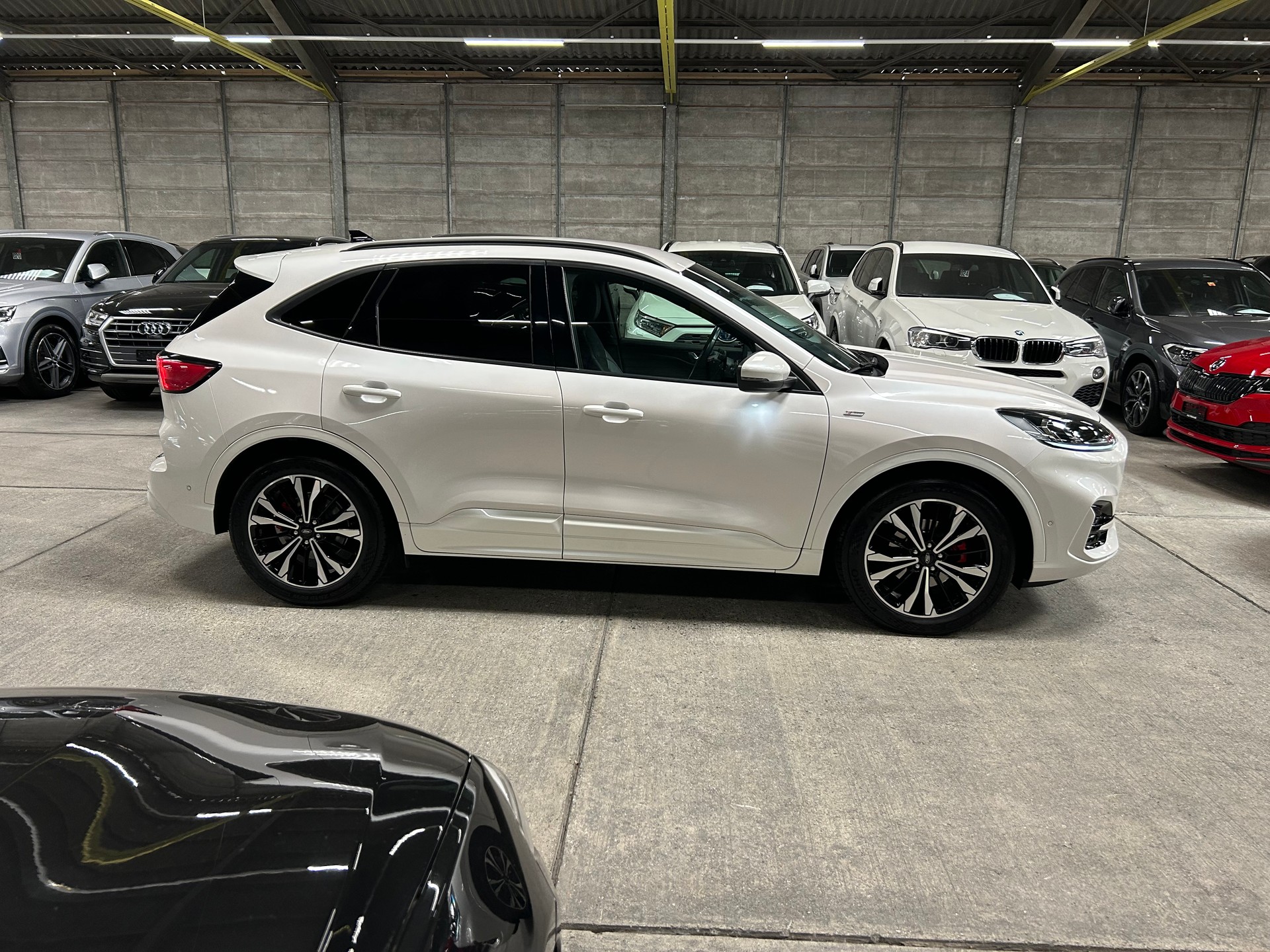 FORD Kuga 2.0 TDCi EcoBlue ST-Line 4WD Automat-image-2