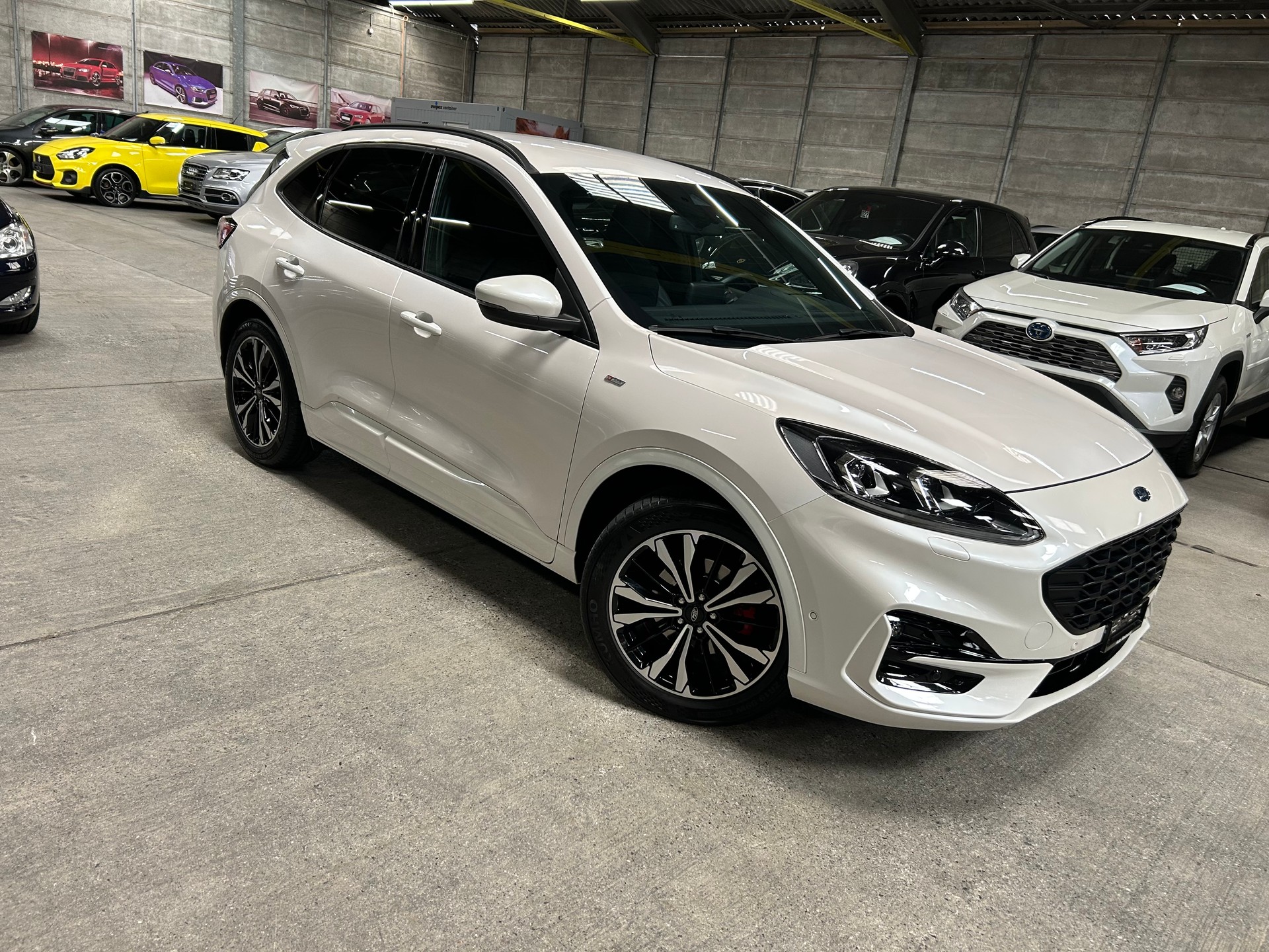 FORD Kuga 2.0 TDCi EcoBlue ST-Line 4WD Automat-image-0