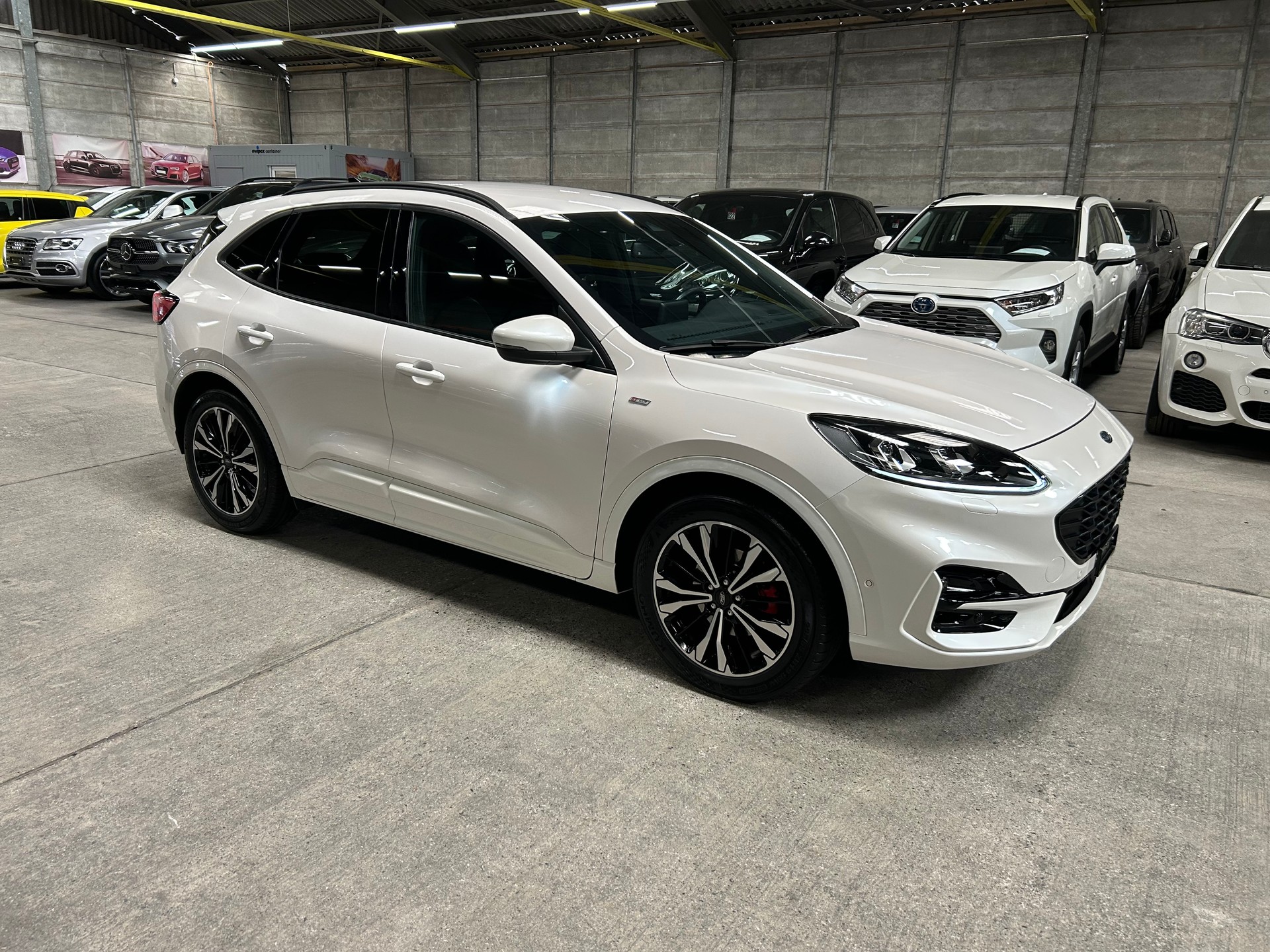 FORD Kuga 2.0 TDCi EcoBlue ST-Line 4WD Automat-image-1