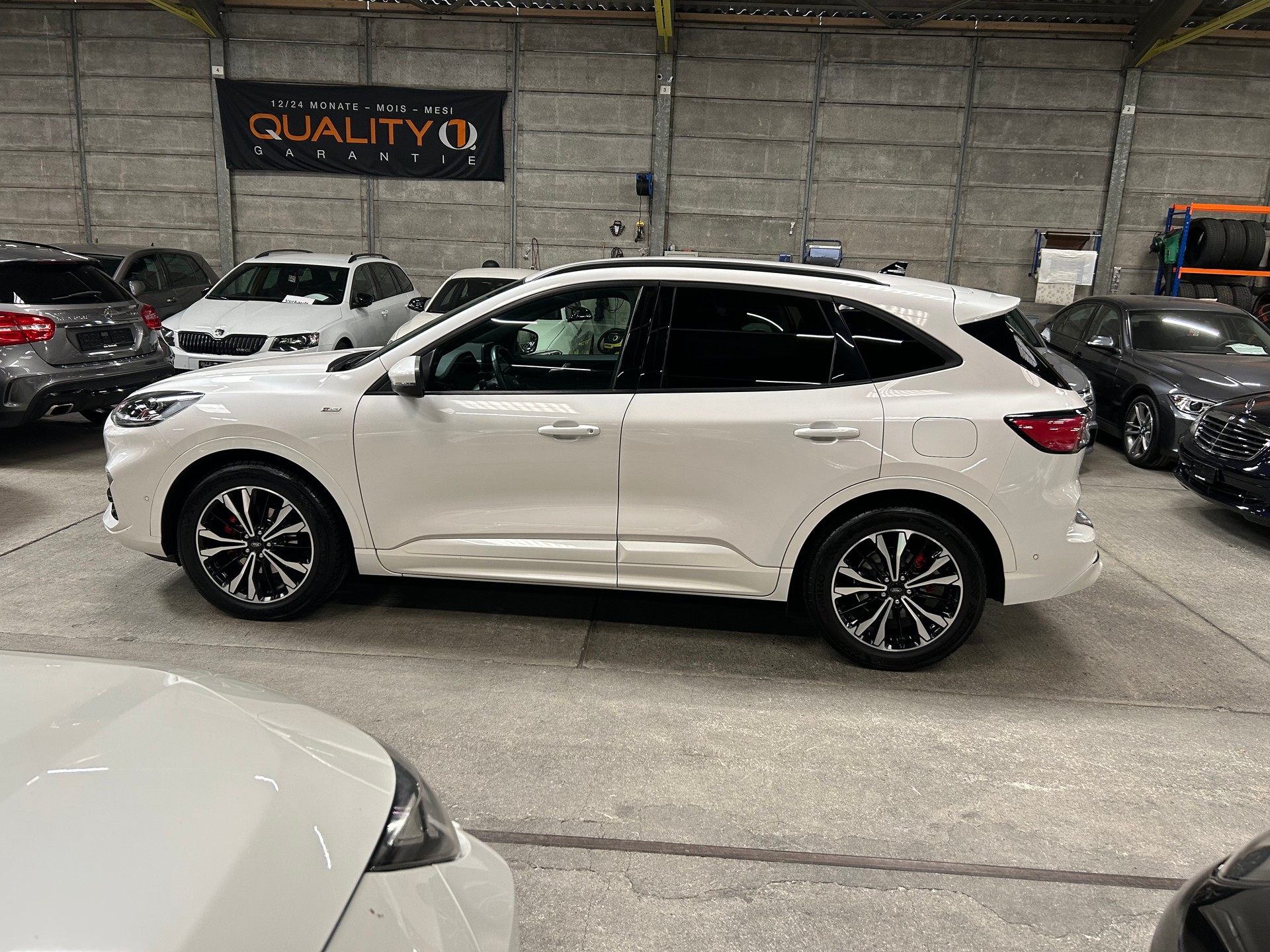 FORD Kuga 2.0 TDCi EcoBlue ST-Line 4WD Automat-image-6