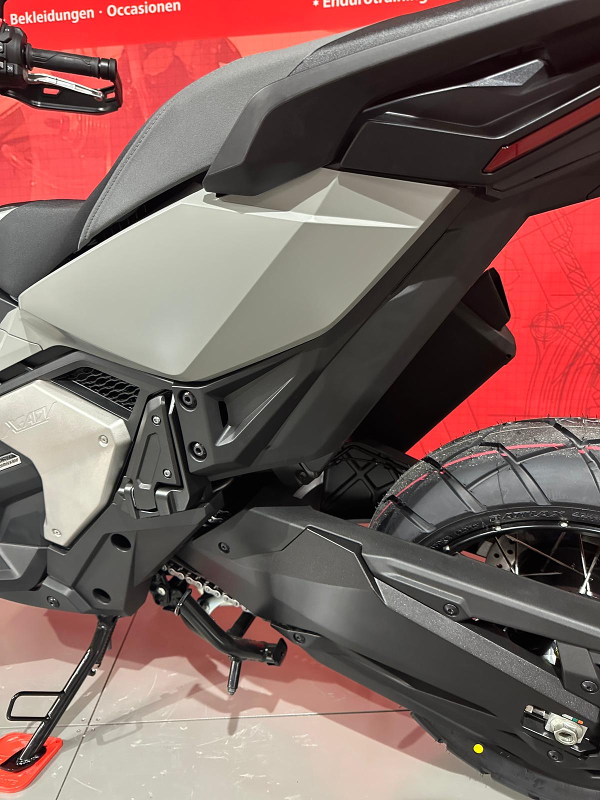 HONDA X-ADV 750 **Neufahrzeug**-image-9