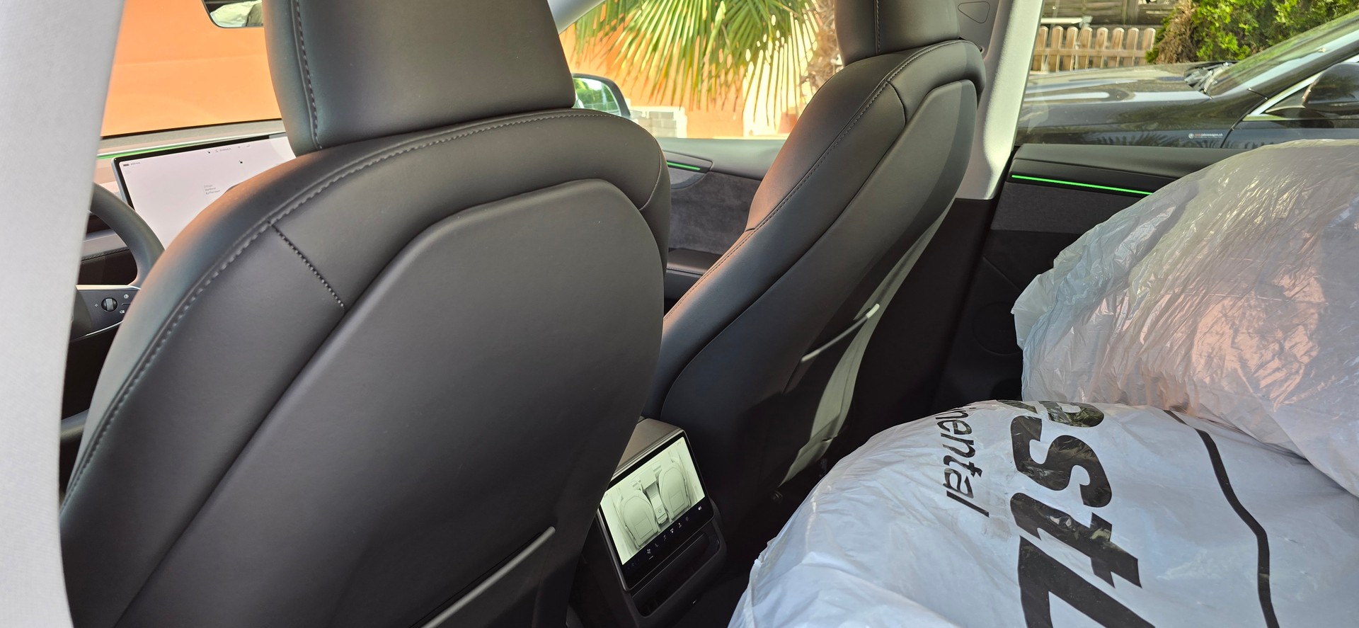 TESLA Model Y Long Range Dual Motor AWD-image-4