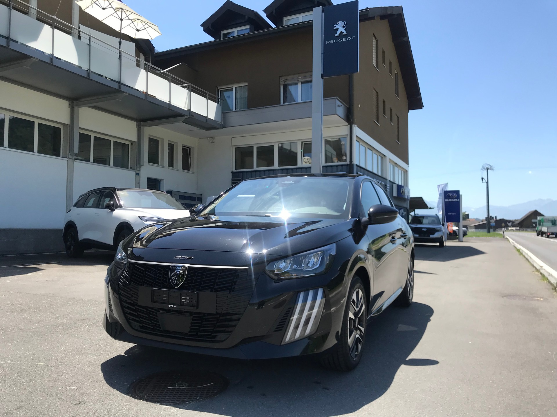 PEUGEOT 208 1.2 MHEV 110 Allure Premium