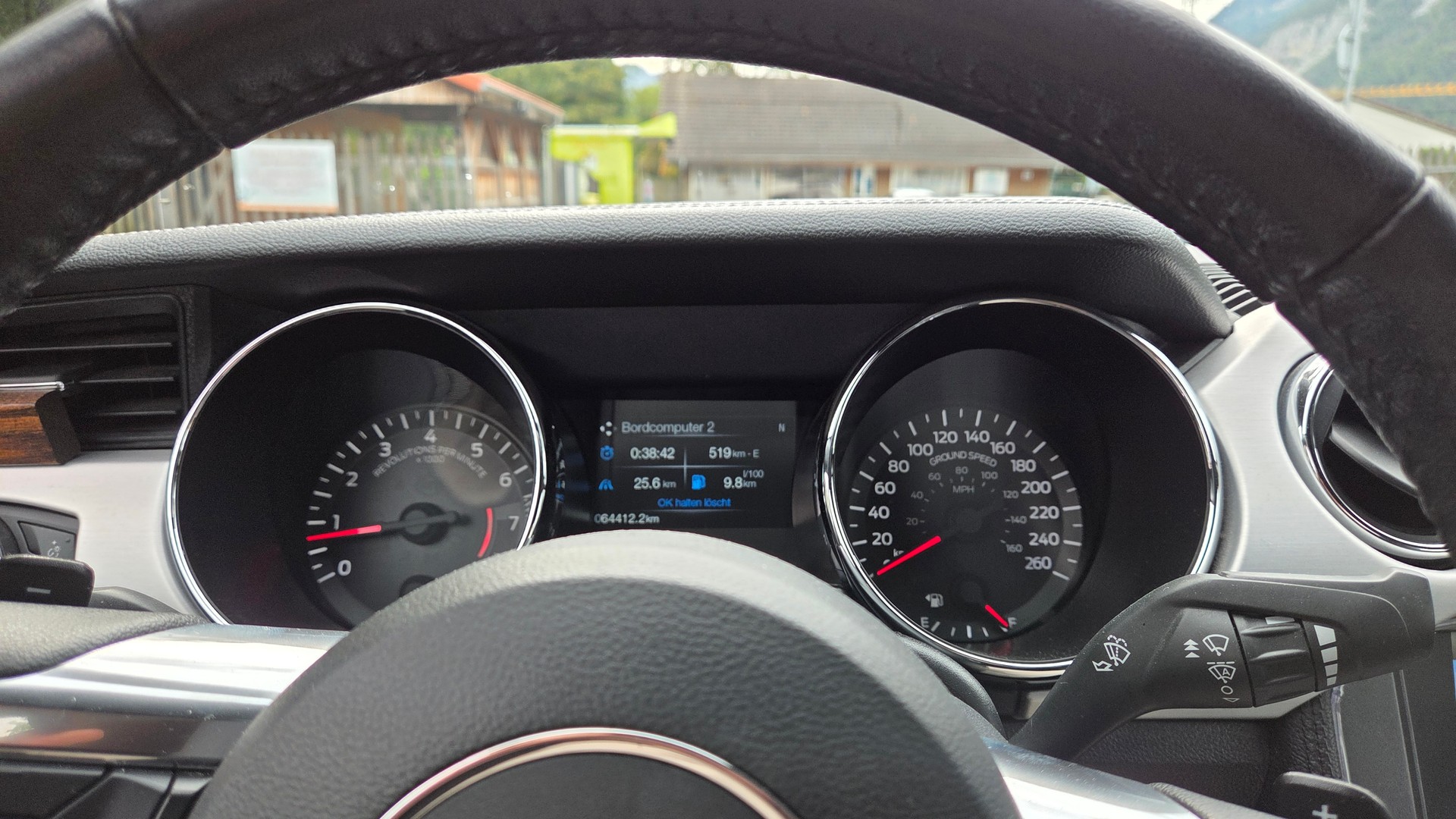 FORD Mustang Convertible 2.3 Automat-image-9