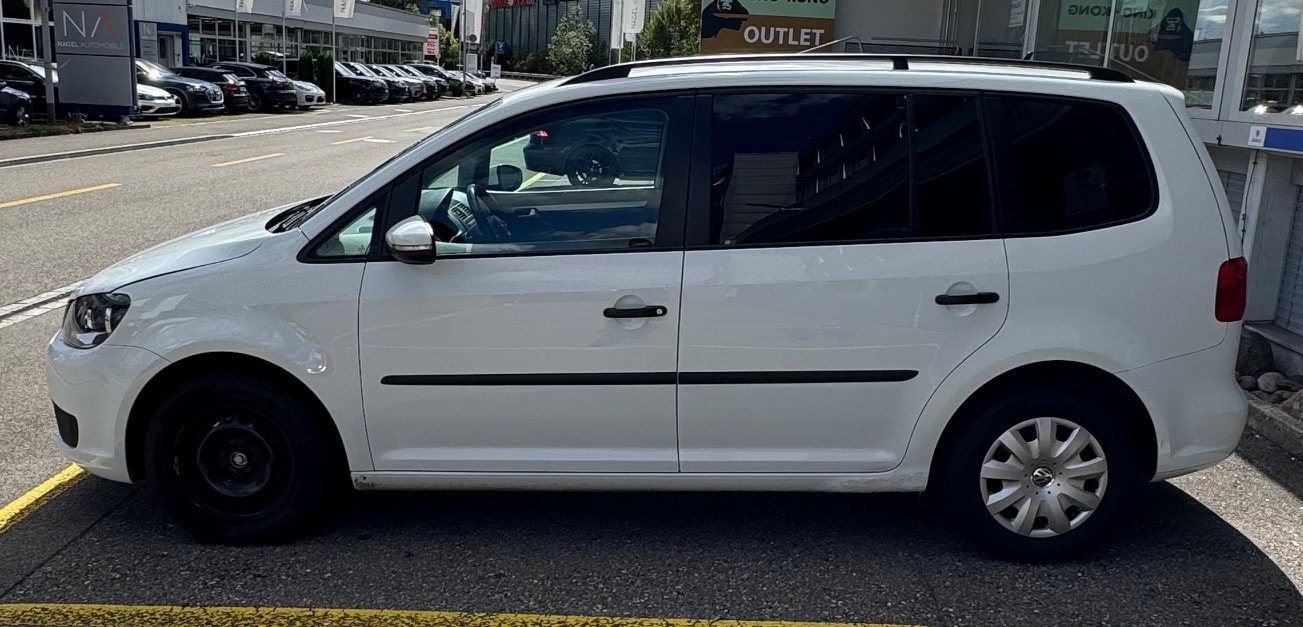 VW Touran 1.6 TDI BlueMotion Technology Trendline DSG-image-6