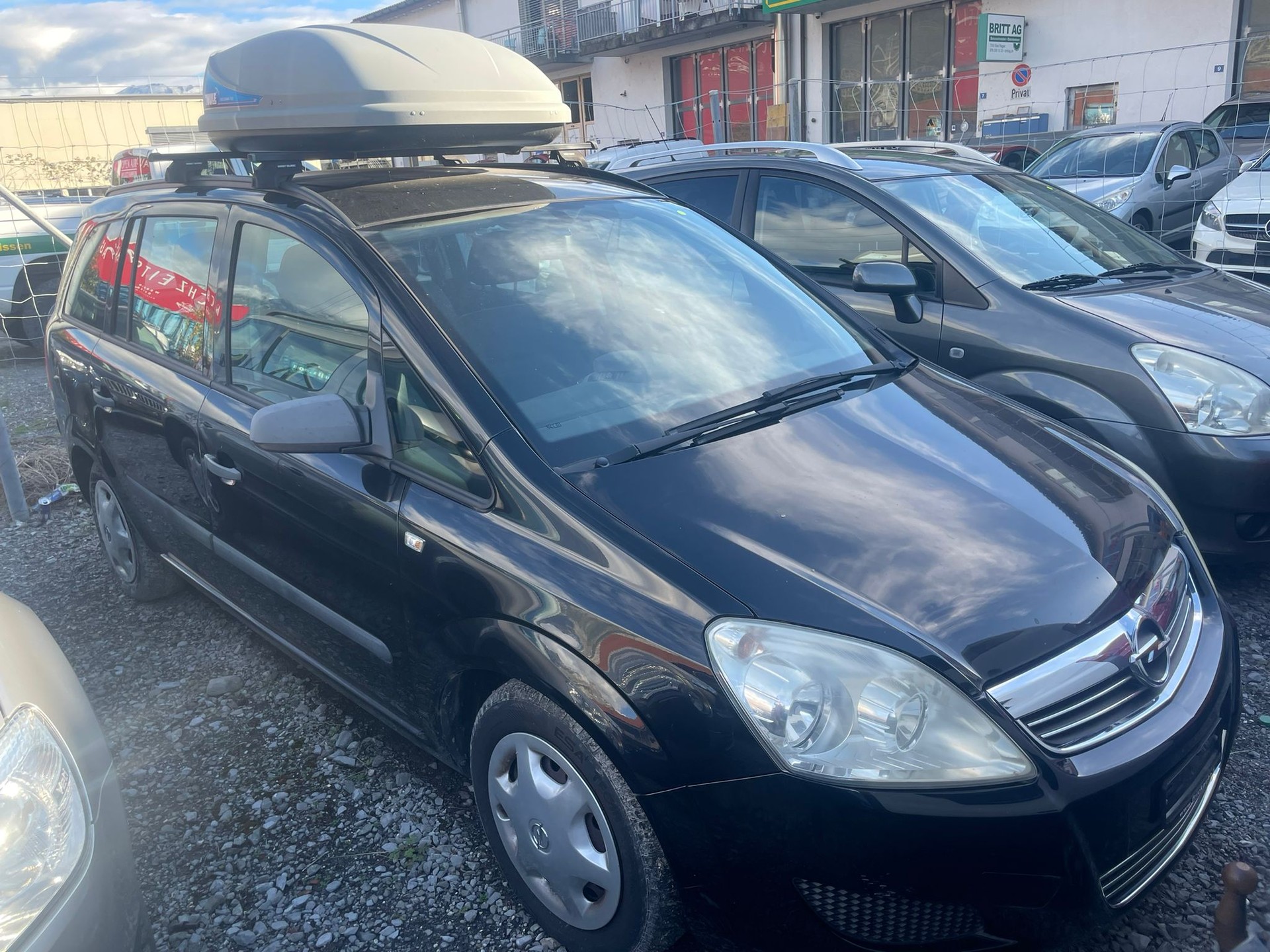 OPEL Zafira 1.8i 16V-image-0