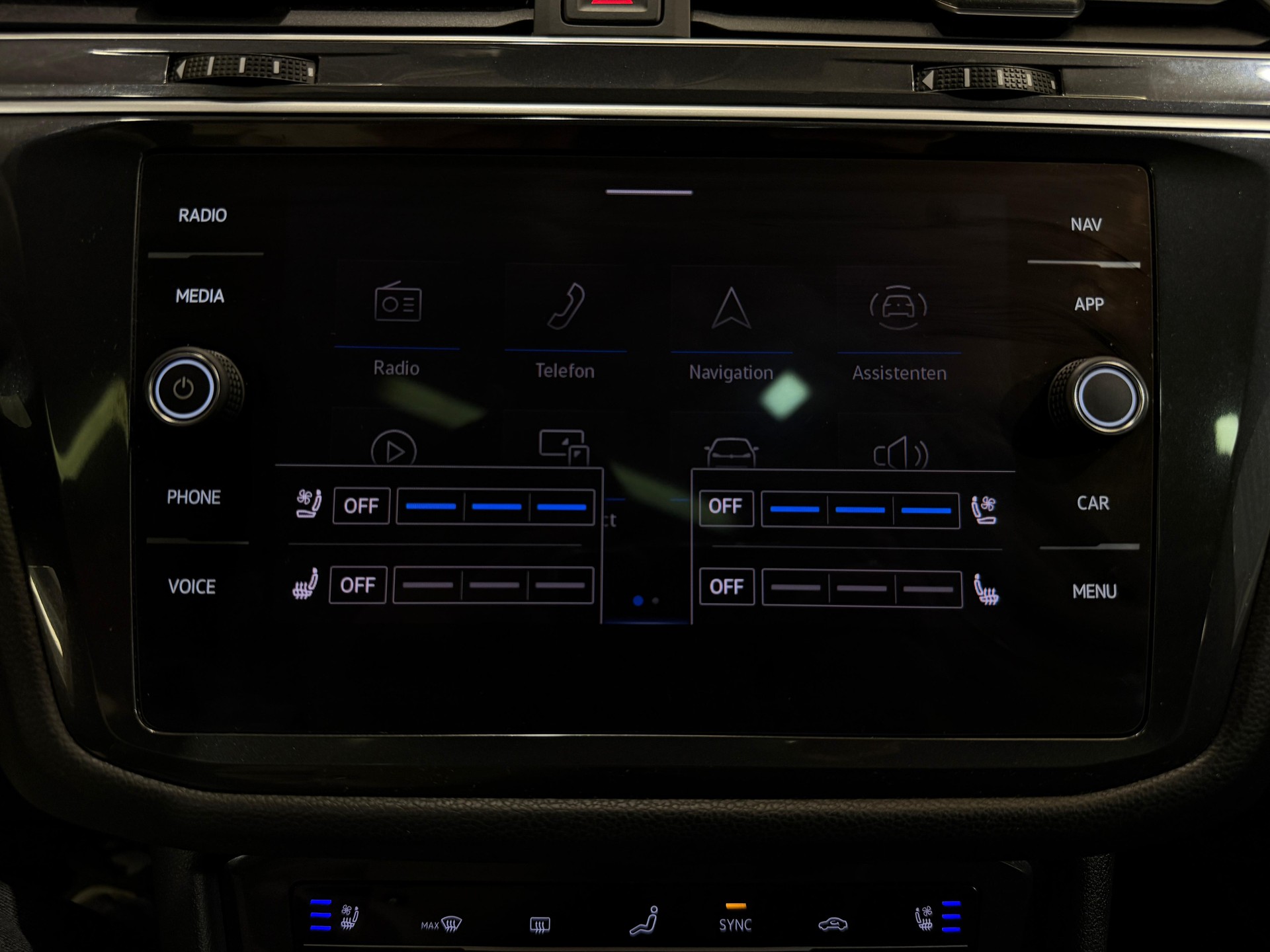 VW Tiguan Allspace 2.0 TDI SCR R-Line 4Motion DSG *7 Plätzer*-image-14