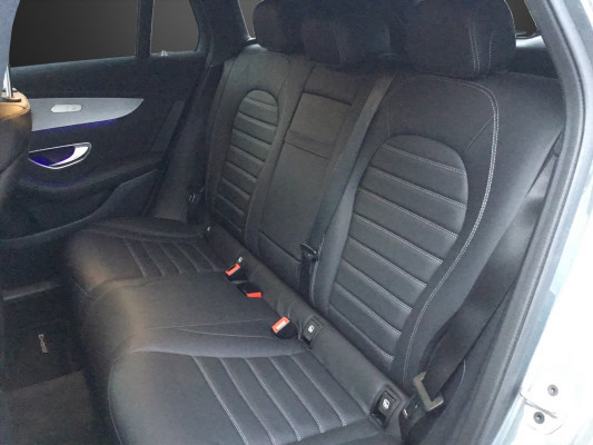 MERCEDES-BENZ EQC 400 4Matic EQ Star-image-10