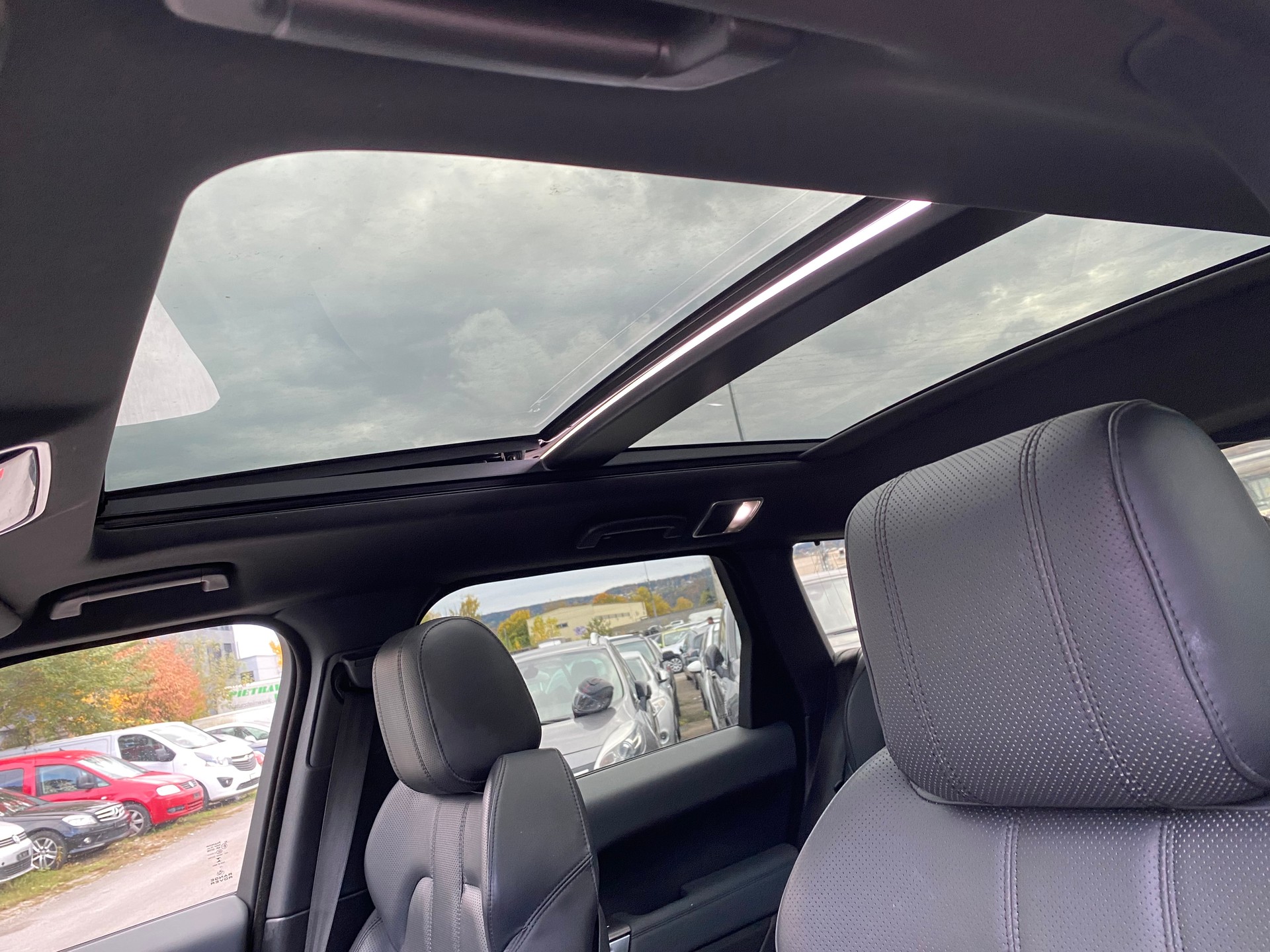 LAND ROVER Range Rover Sport 3.0 SDV6 HSE Automatic-image-10