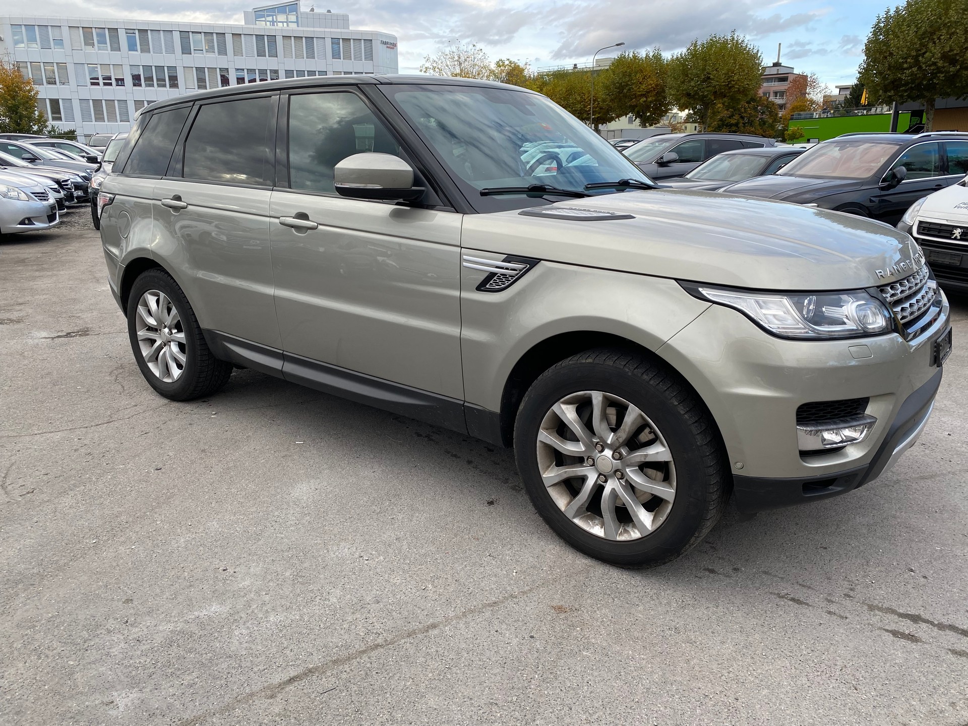 LAND ROVER Range Rover Sport 3.0 SDV6 HSE Automatic-image-2