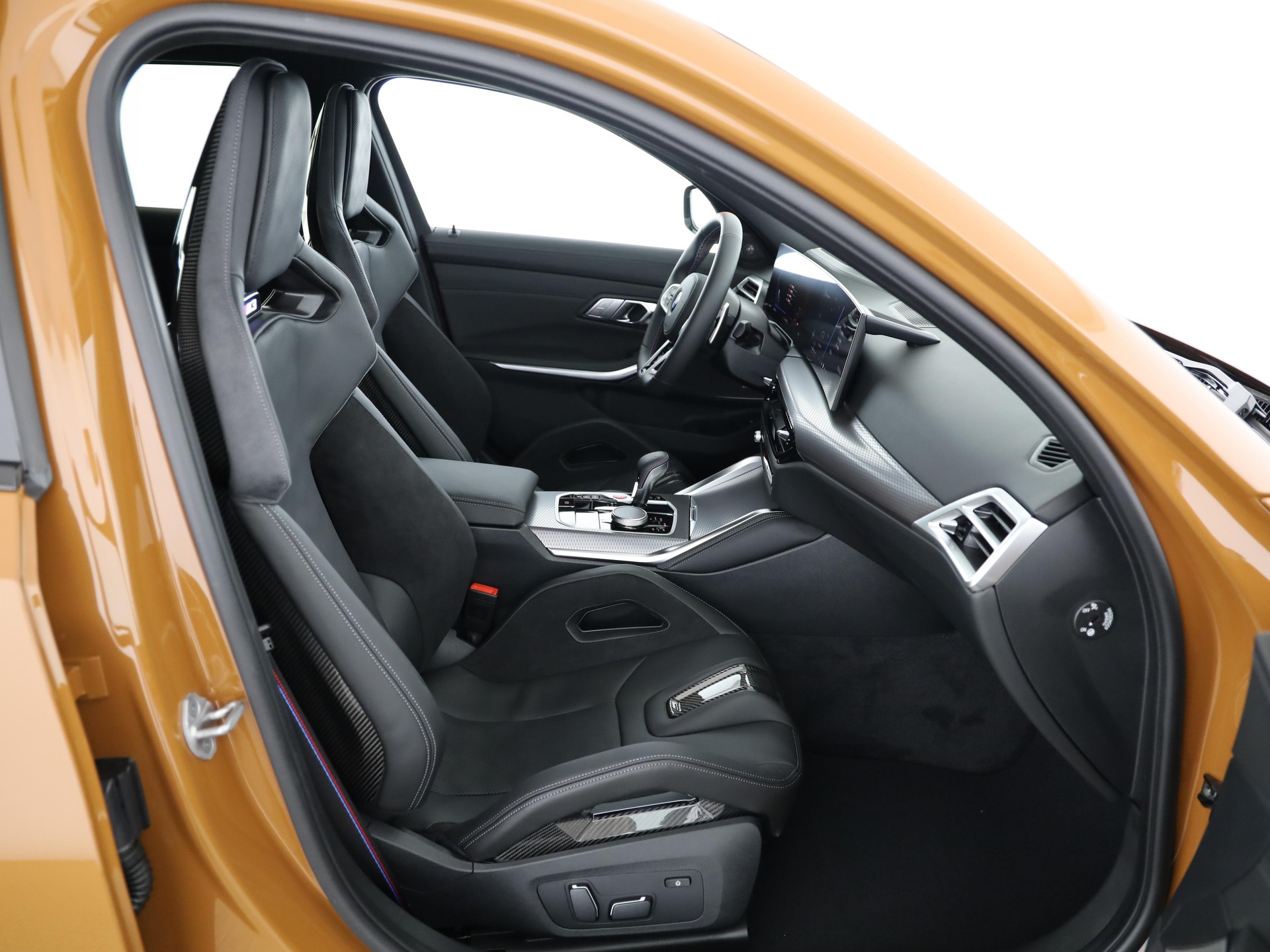 BMW M3 Competition xDrive Touring-image-26
