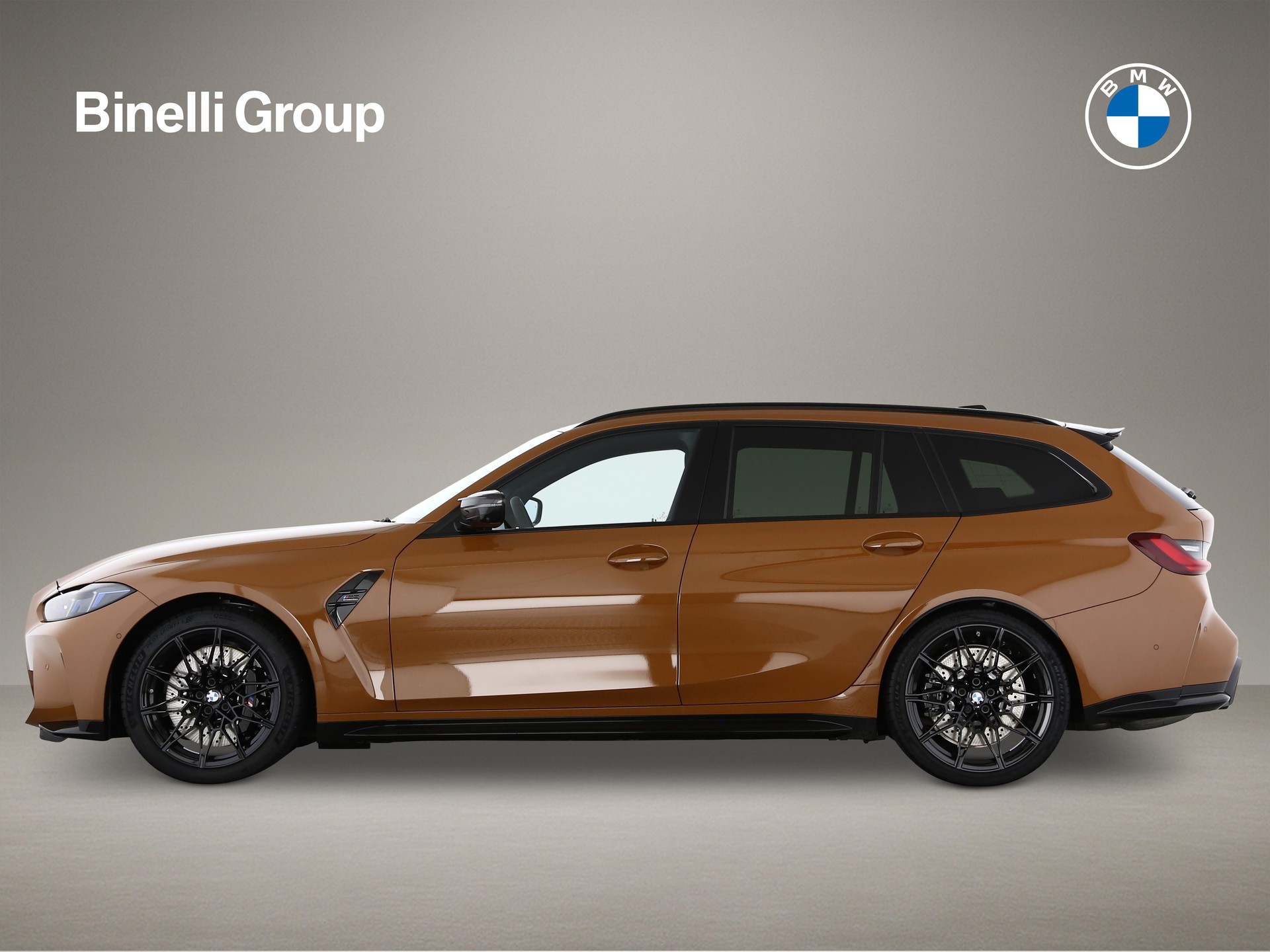 BMW M3 Competition xDrive Touring-image-2