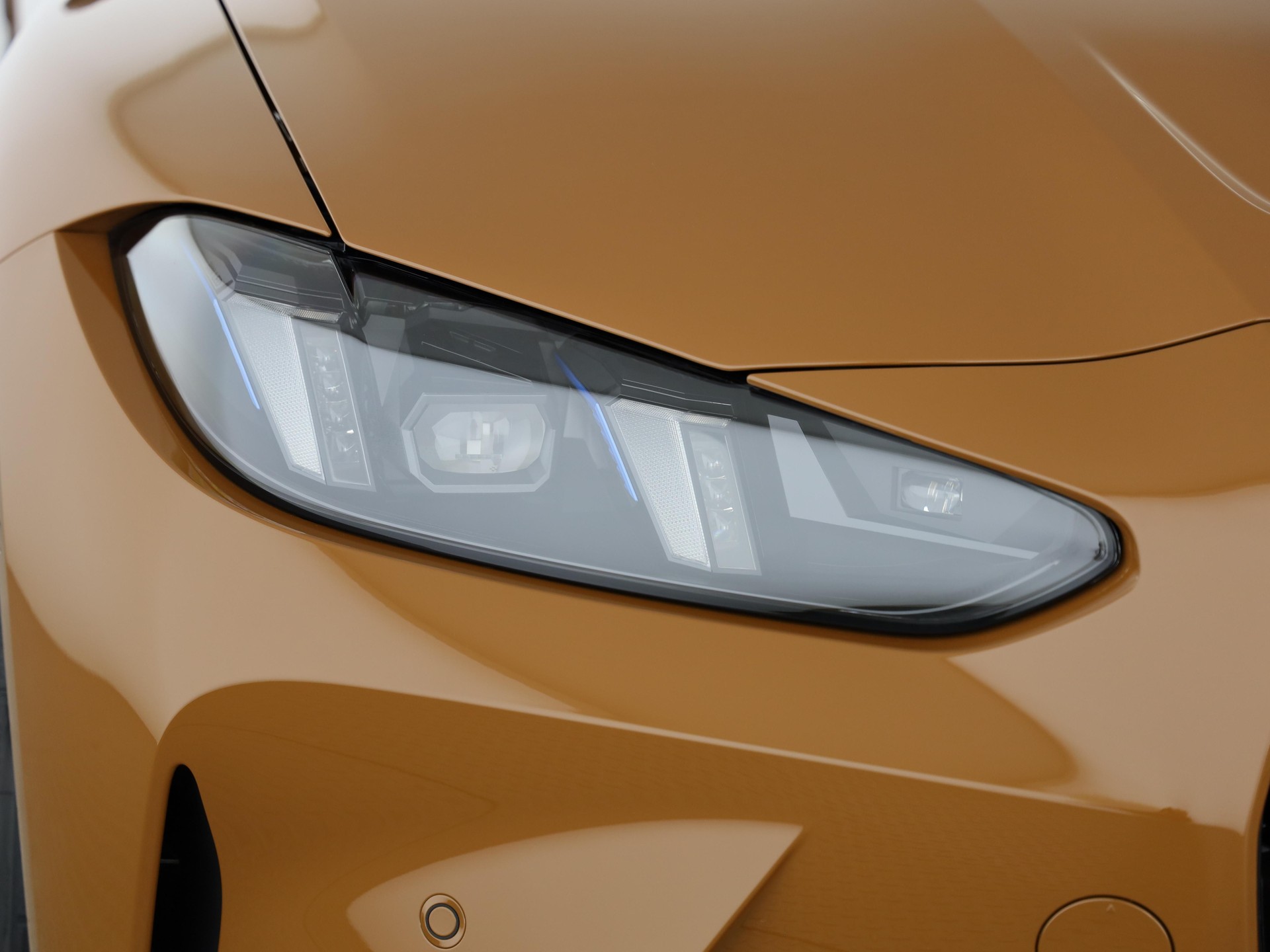 BMW M3 Competition xDrive Touring-image-5