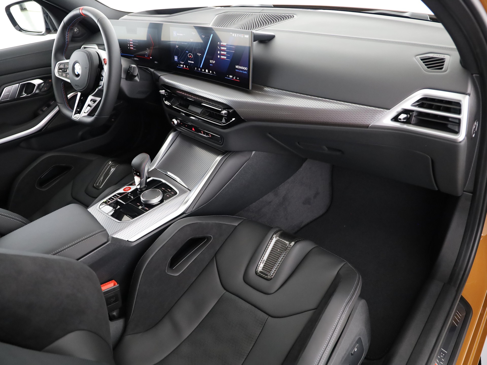 BMW M3 Competition xDrive Touring-image-15