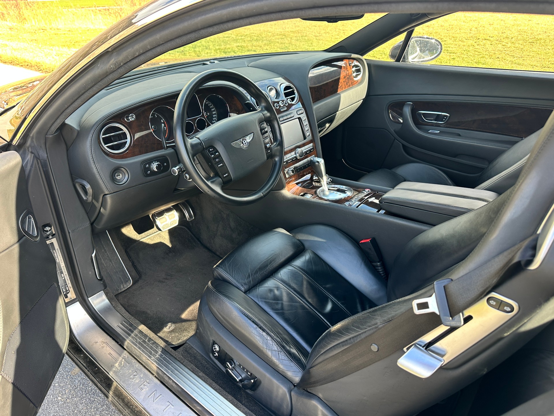 BENTLEY Continental GT 6.0-image-7