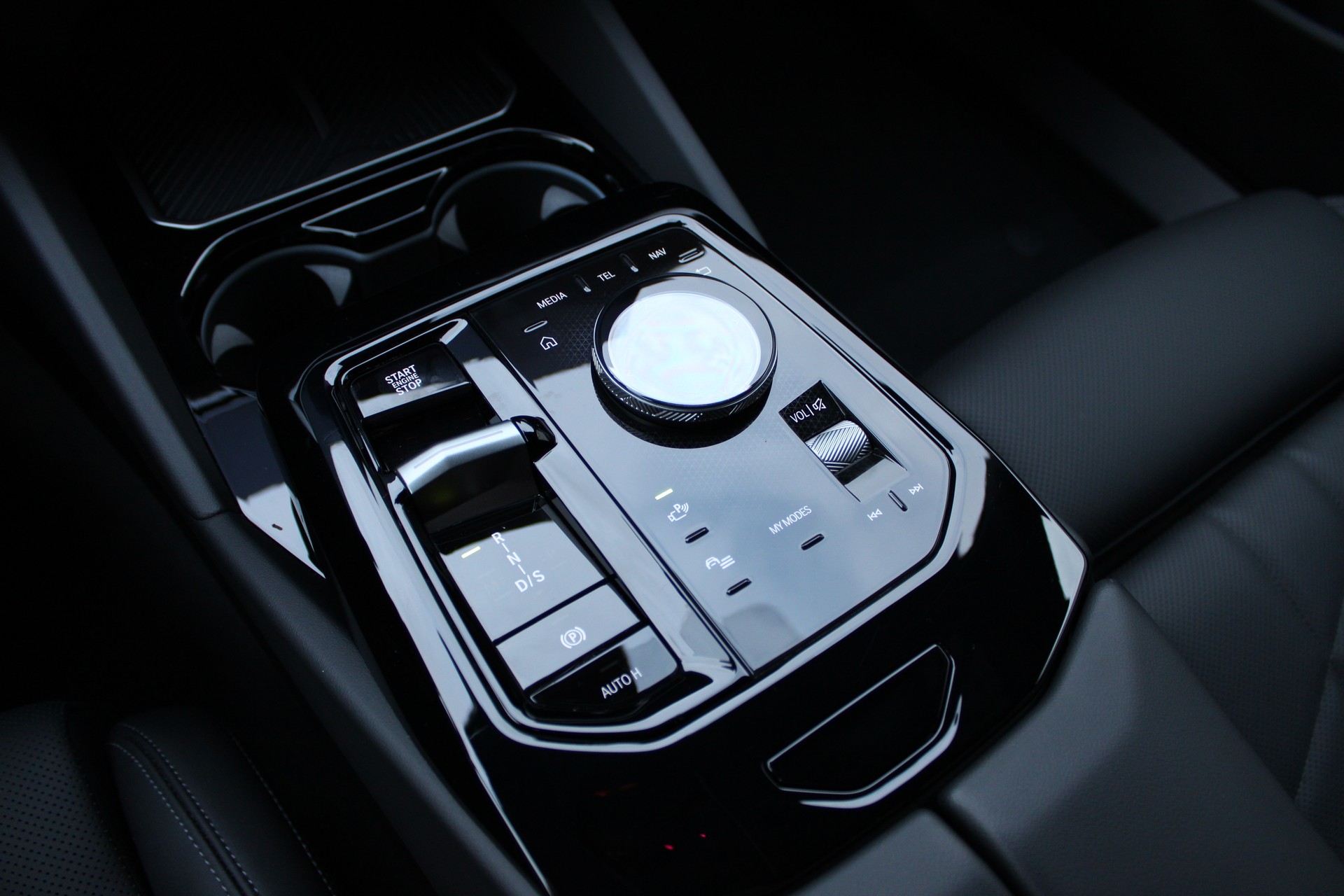 BMW 520d xDrive Touring M Sport-image-11