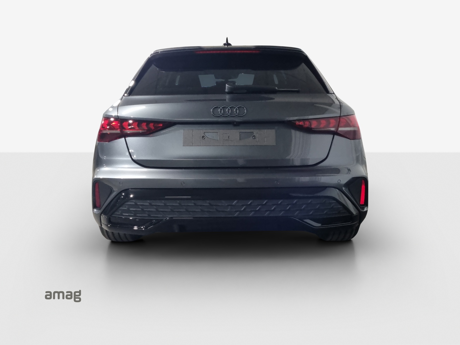 AUDI A3 Sportback TFSI 110 kW S line Attraction S tronic-image-3